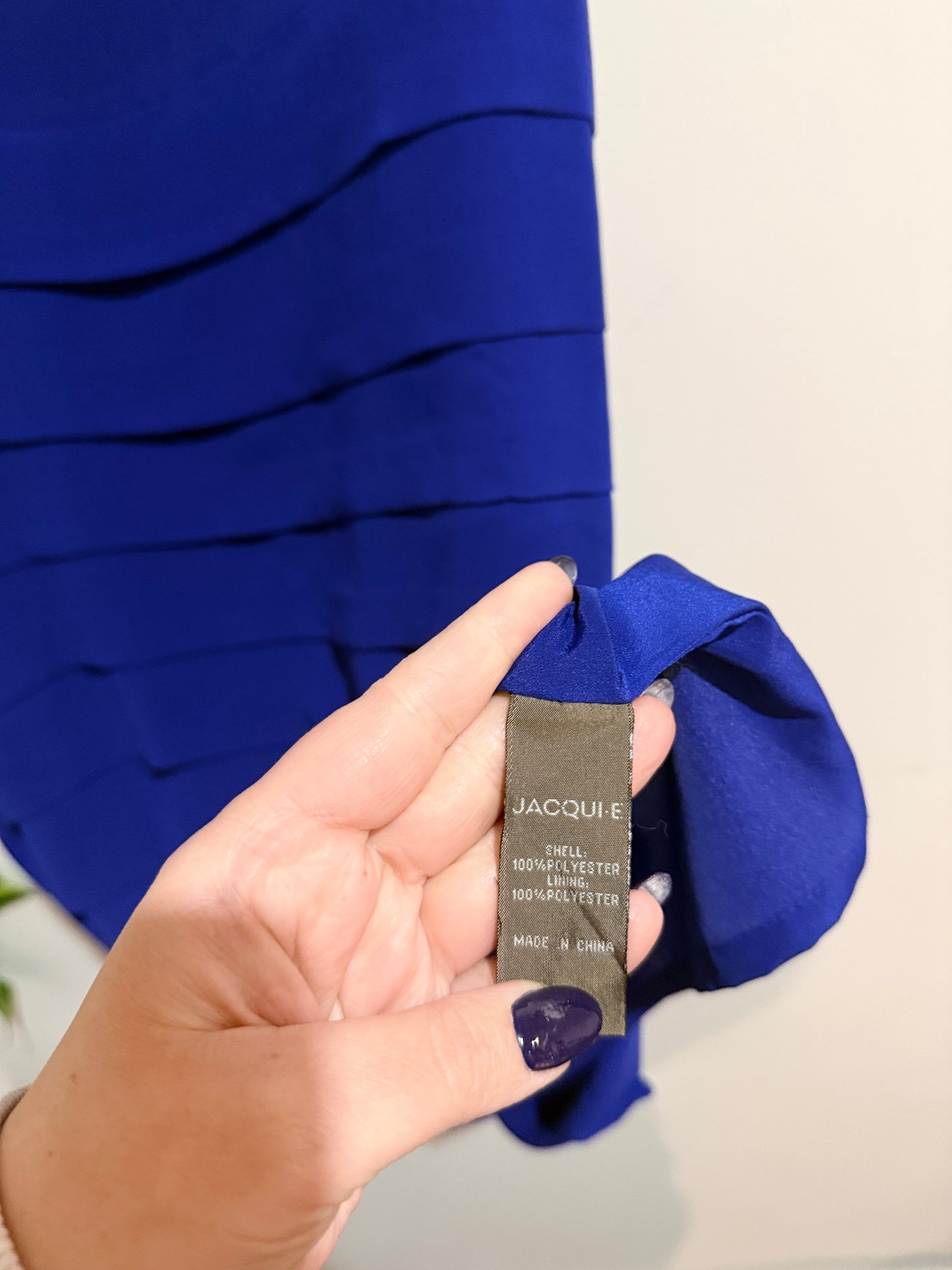 Jacqui.e Tiered Shift Dress Size 8