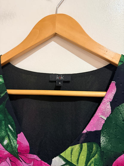 K+K Black Rose Print Sheer V-neck Blouse Size S (U/arm to U/arm 55cm)