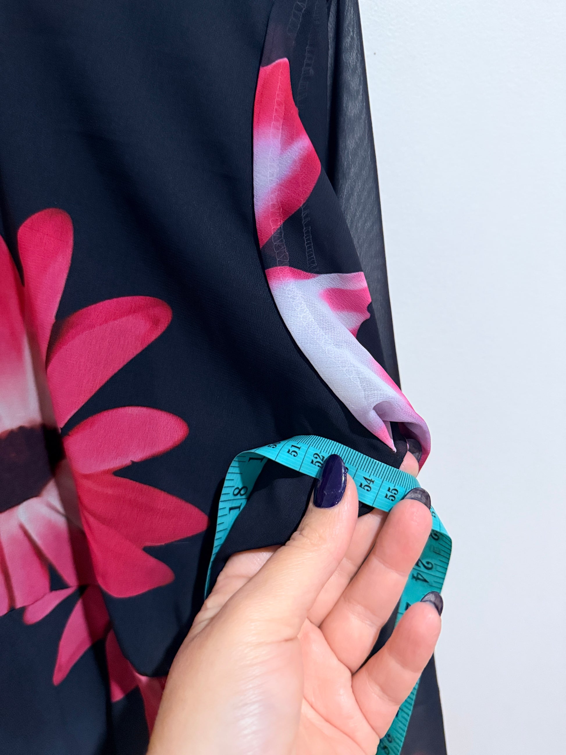 Brand Unknown Black Daisy Floral Sheer Midi Dress Size XXL (U/arm to U/arm 55cm)