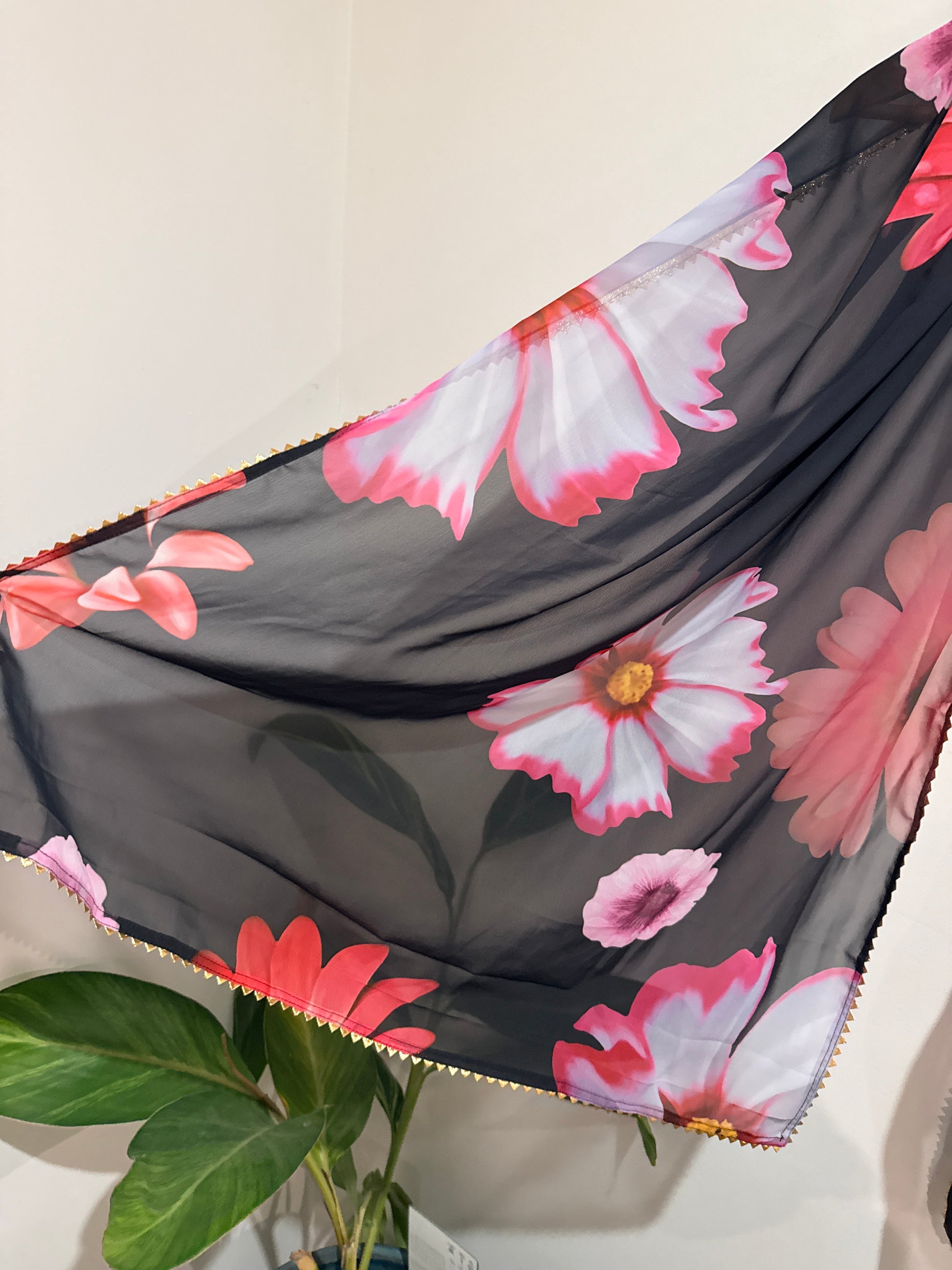 Brand Unknown Floral Sheer Scarf Size One Size