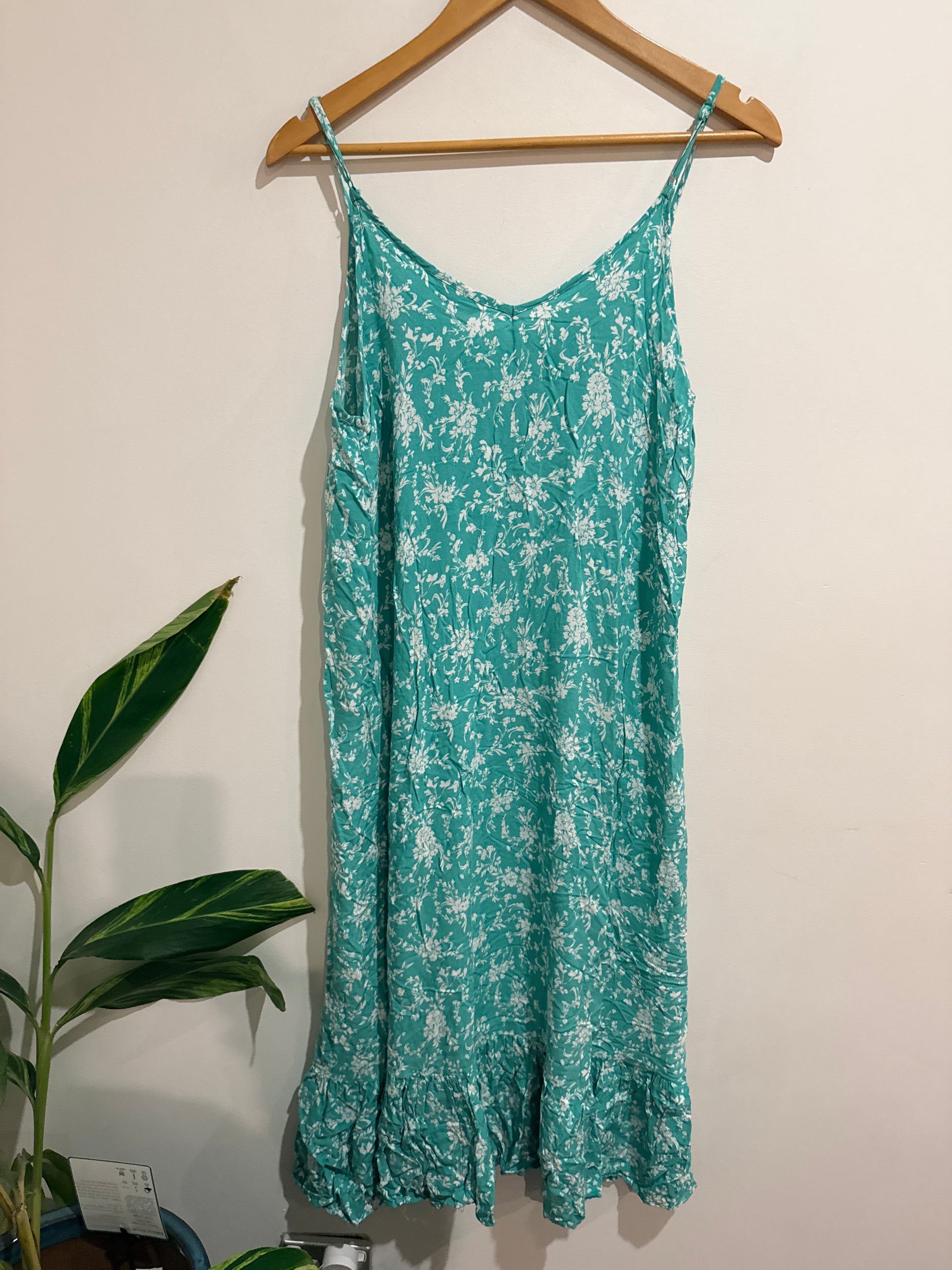 Spirit Floral Slip Midi Dress Size 12