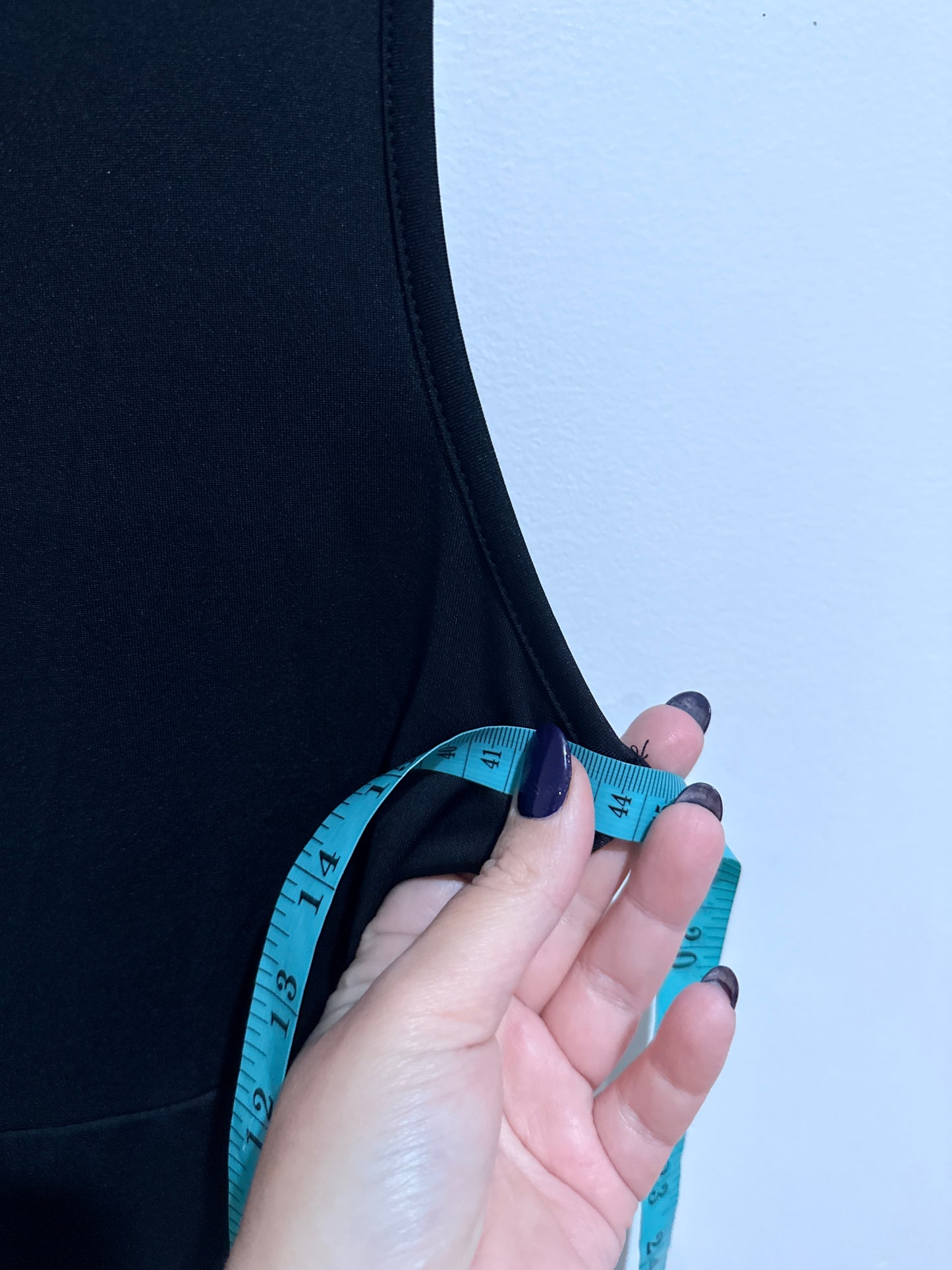 Composition Black Sleeveless Midi Dress Size M (U/arm to U/arm 44cm)
