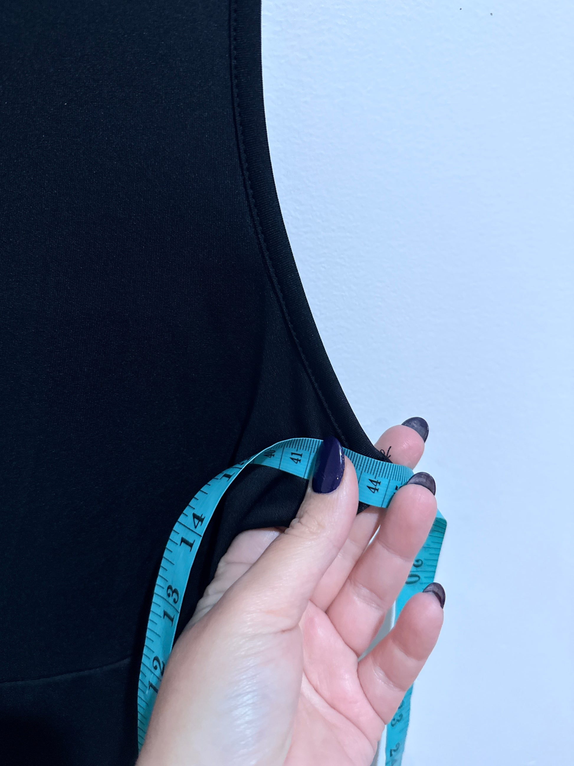 Composition Black Sleeveless Midi Dress Size M (U/arm to U/arm 44cm)