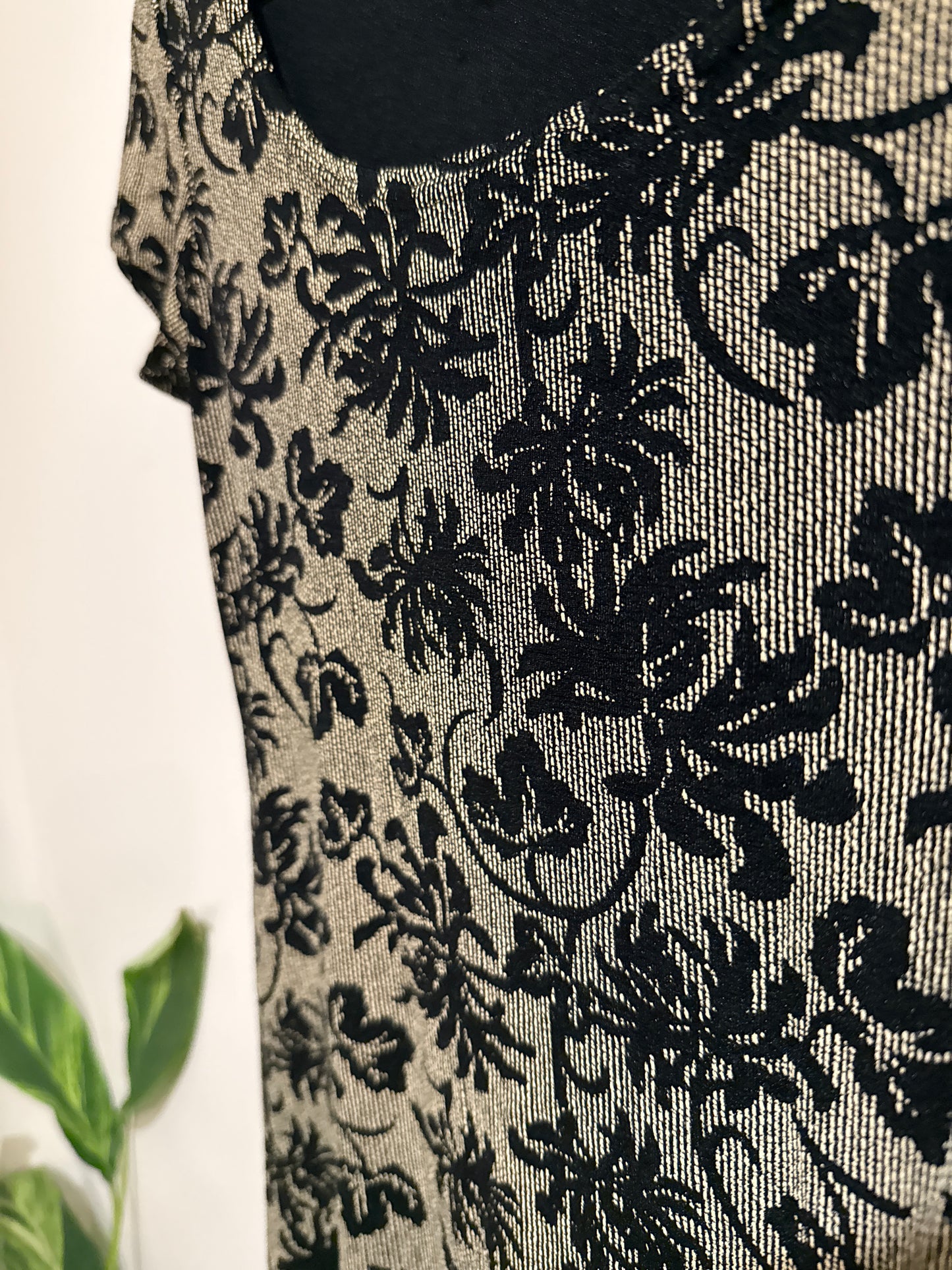 All That Jazz Floral Metallic Knit Mini Dress Size U/arm to U/arm 39cm