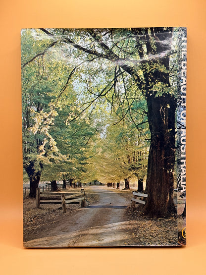 The Beauty of Australia by Robin Smith and Osmar White