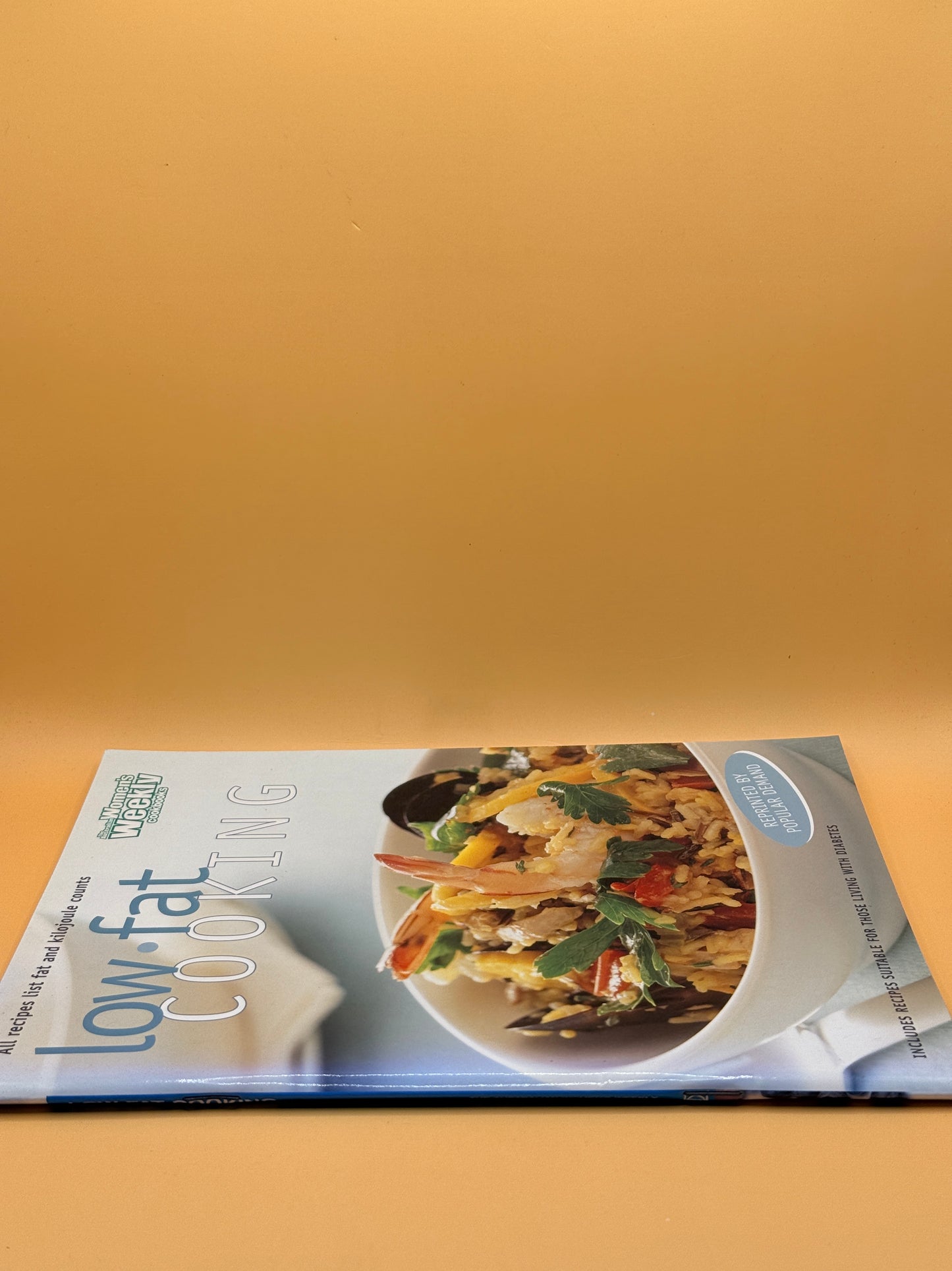 Low-Fat Cooking by Women's Weekly