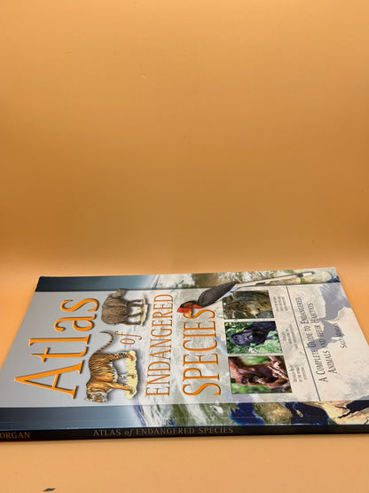 Atlas of Endangered Species by Sally Morgan