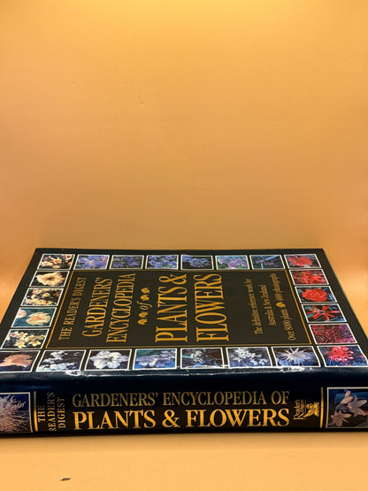 The Reader's Digest Gardeners' Encyclopedia of Plants & Flowers