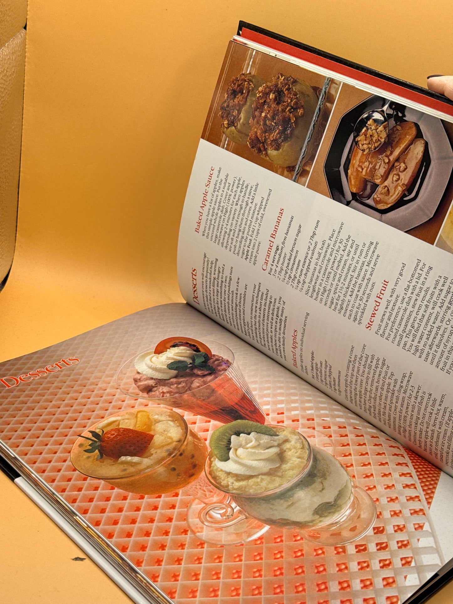 Vintage Alison Holst's New Microwave Cookbook by Alison Holst