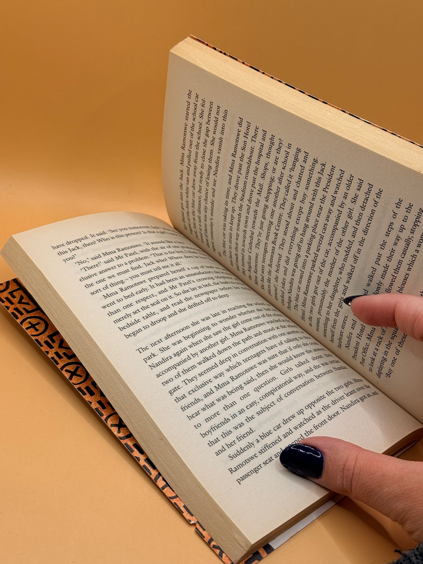 The No. 1 Ladies' Detective Agency by Alexander McCall Smith
