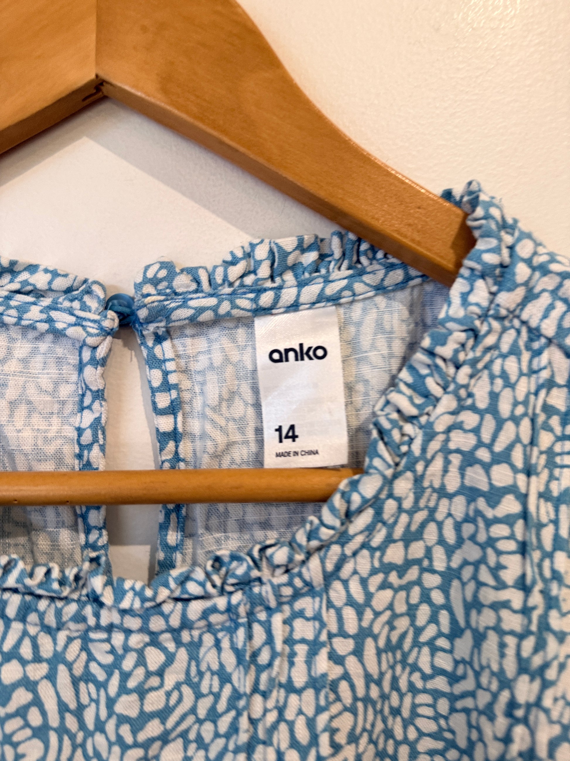 Anko Patterned Flutter Sleeve Top Size 14