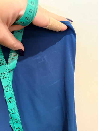 YALY Couture Keyhole Sleeveless Top Size U/arm to U/arm 50cm