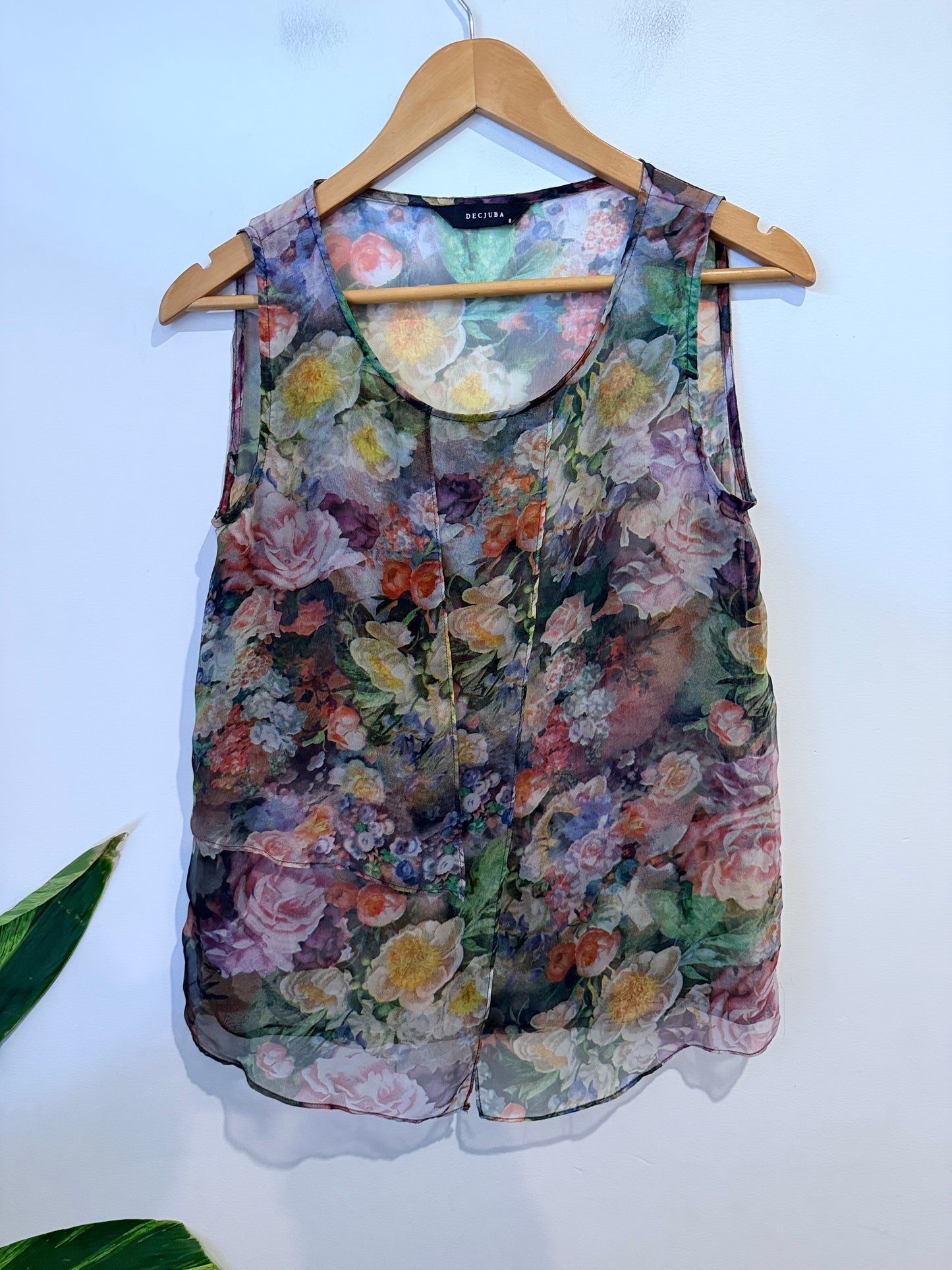 Decjuba Floral Print Sleeveless Top Size 8
