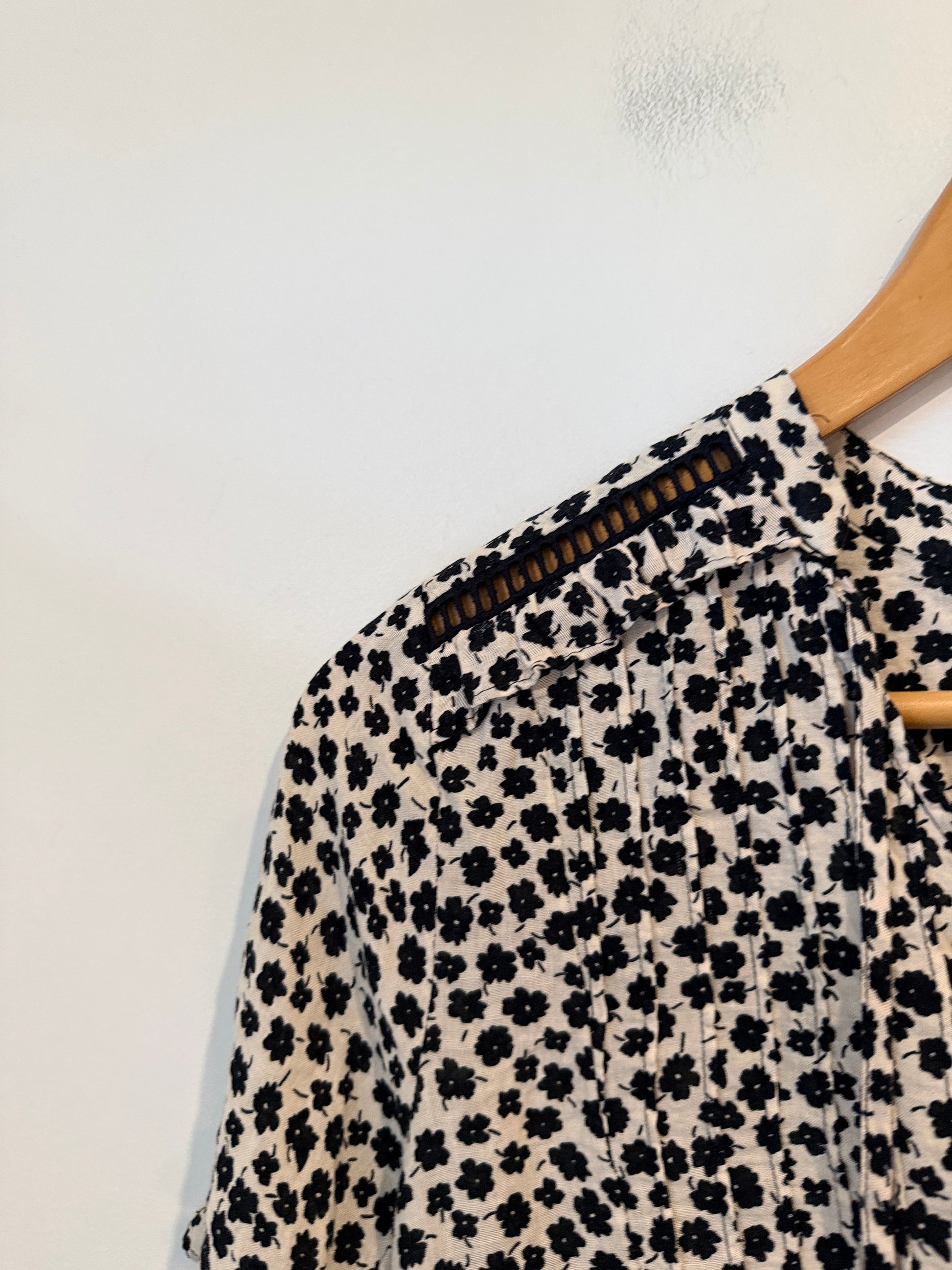 Whistle Floral Print Blouse Size 8