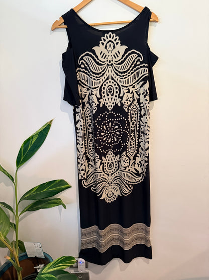 K&K Cold Shoulder Maxi Dress Paisley Print Size S (U/arm to U/arm 47.5)