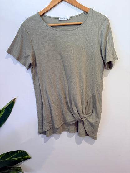 Betty Basics Twist Front Tee Size 8