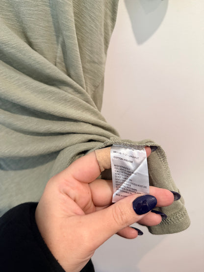 Betty Basics Twist Front Tee Size 8