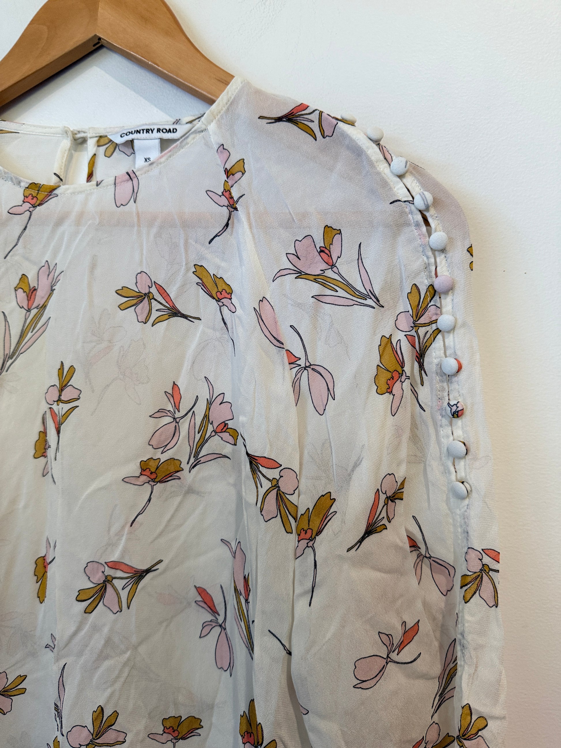 Country Road Sheer Button-sleeve Blouse Floral Size XS
