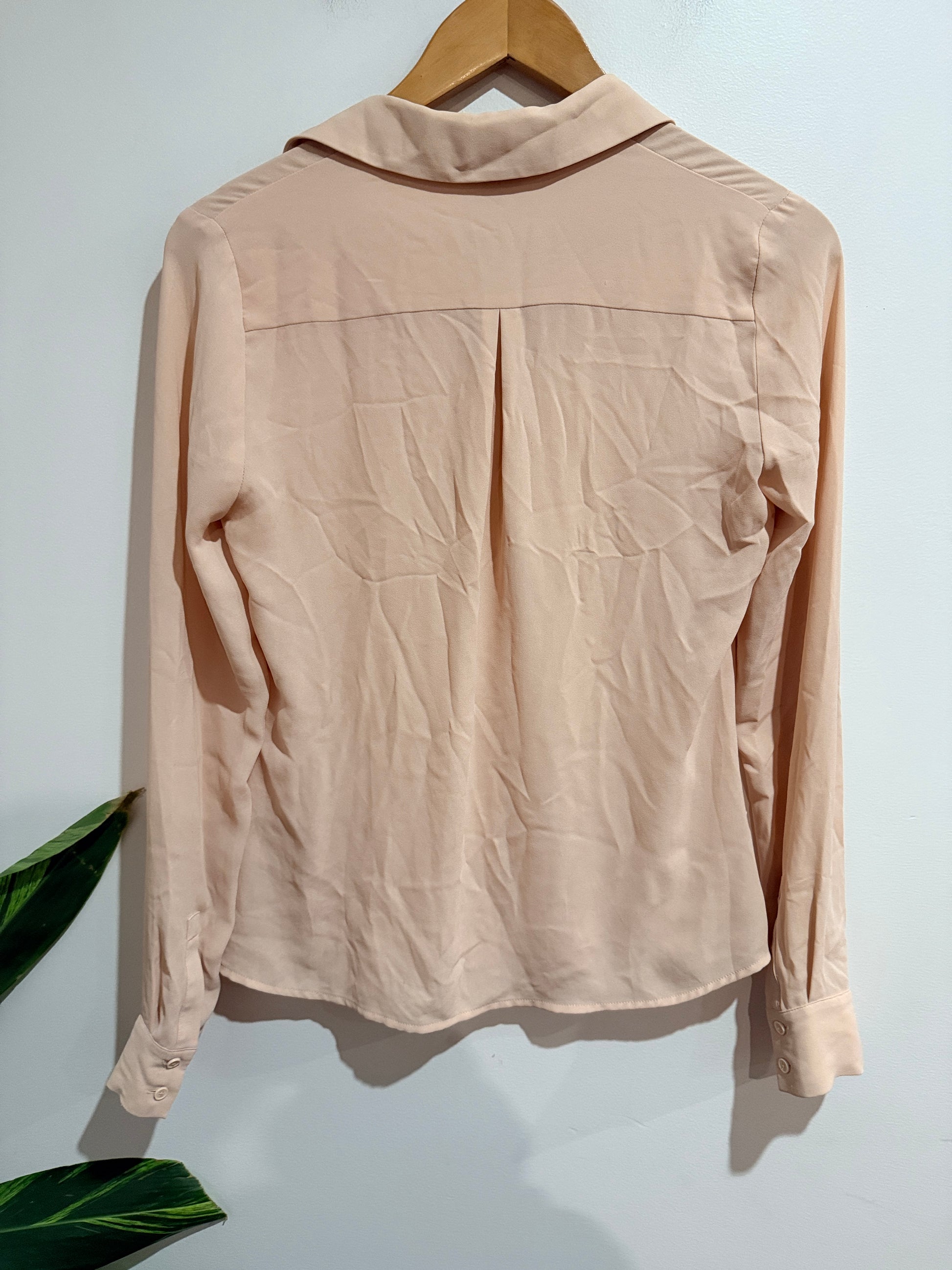 Cue Long-sleeve Shirt Size 6