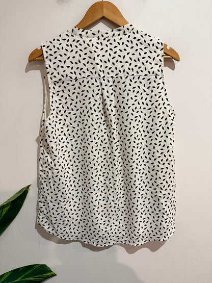 H & M Sleeveless Top Size 40