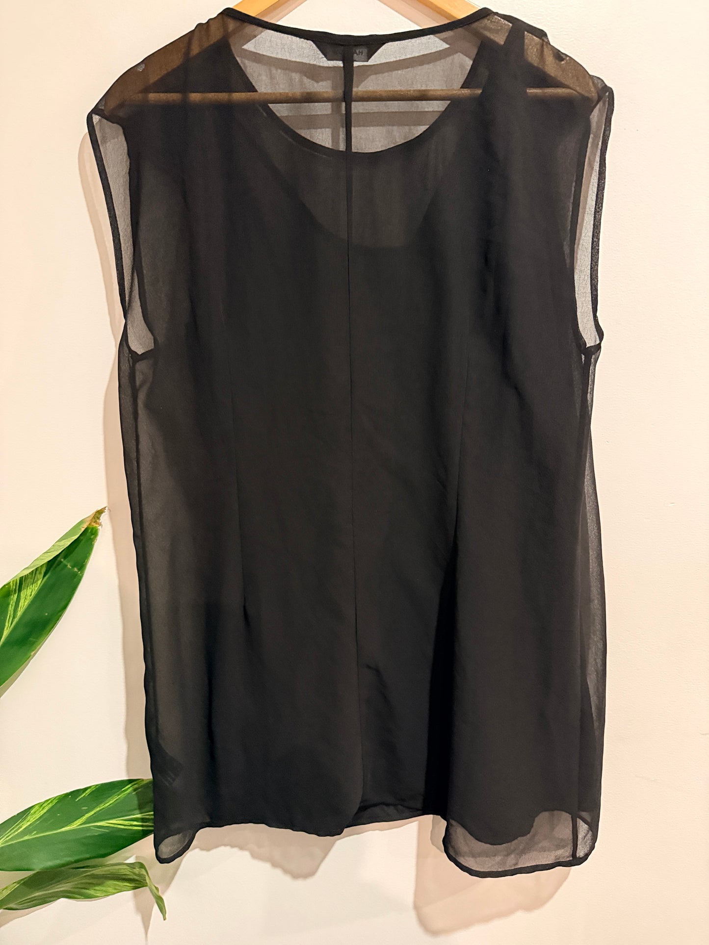 Harlow Sequin Top Size 10