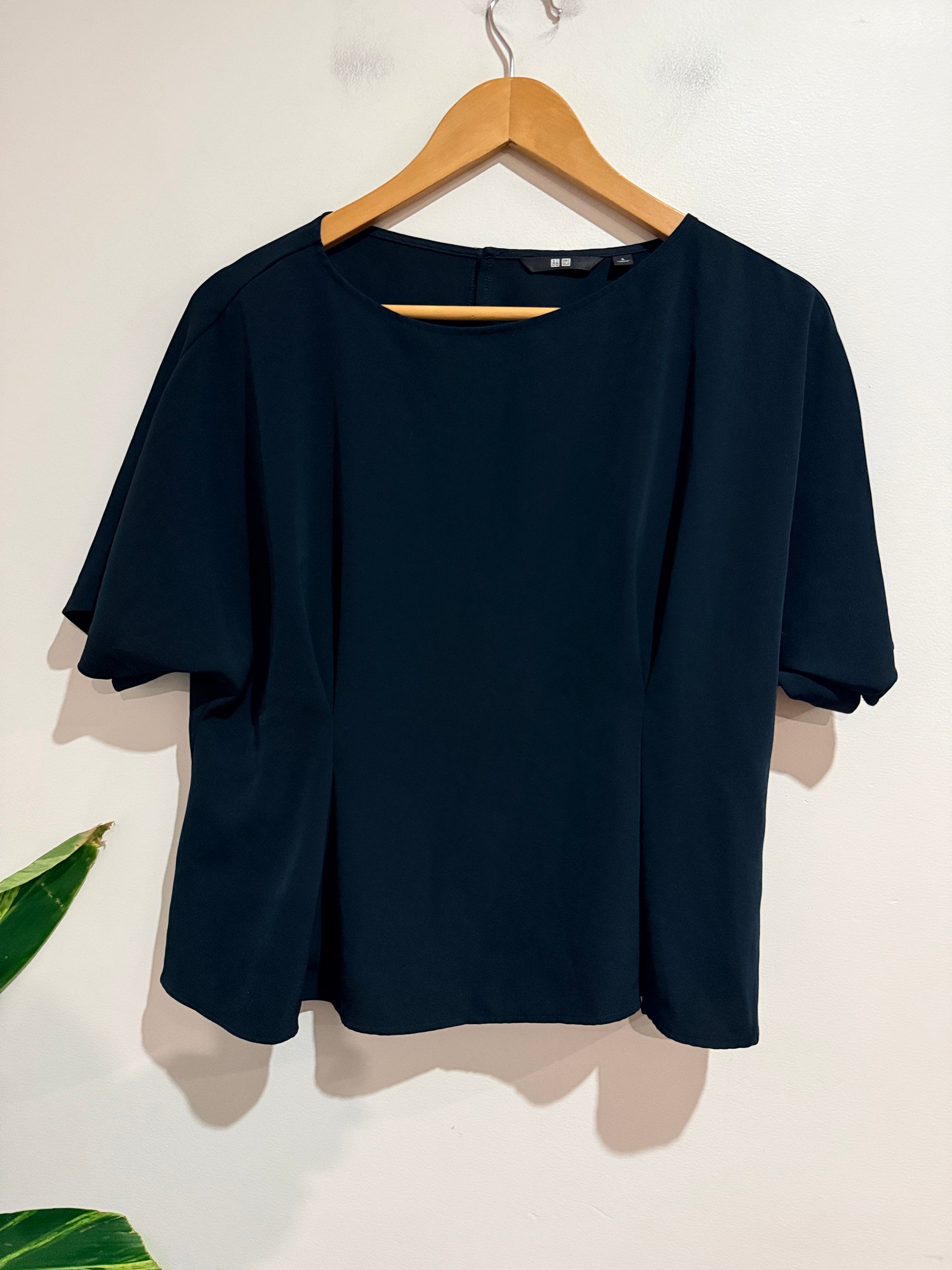 Uniqlo Drape T Top Size S