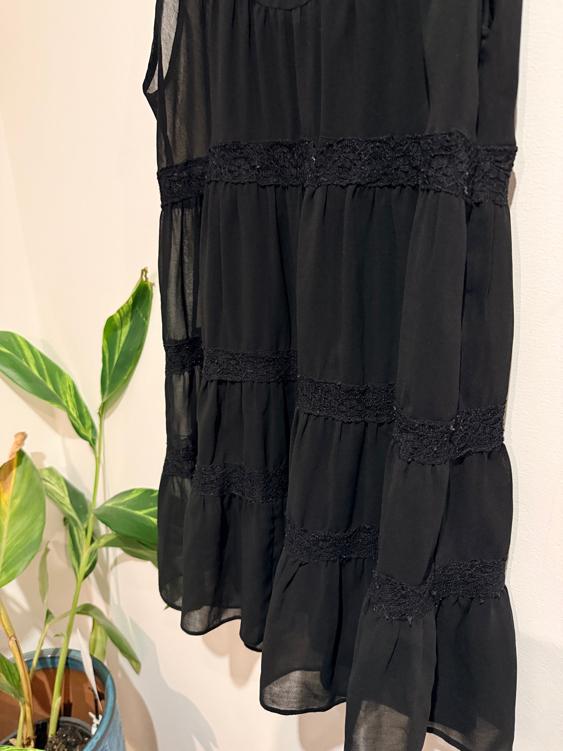 Dotti Tiered Mini Dress Size 12