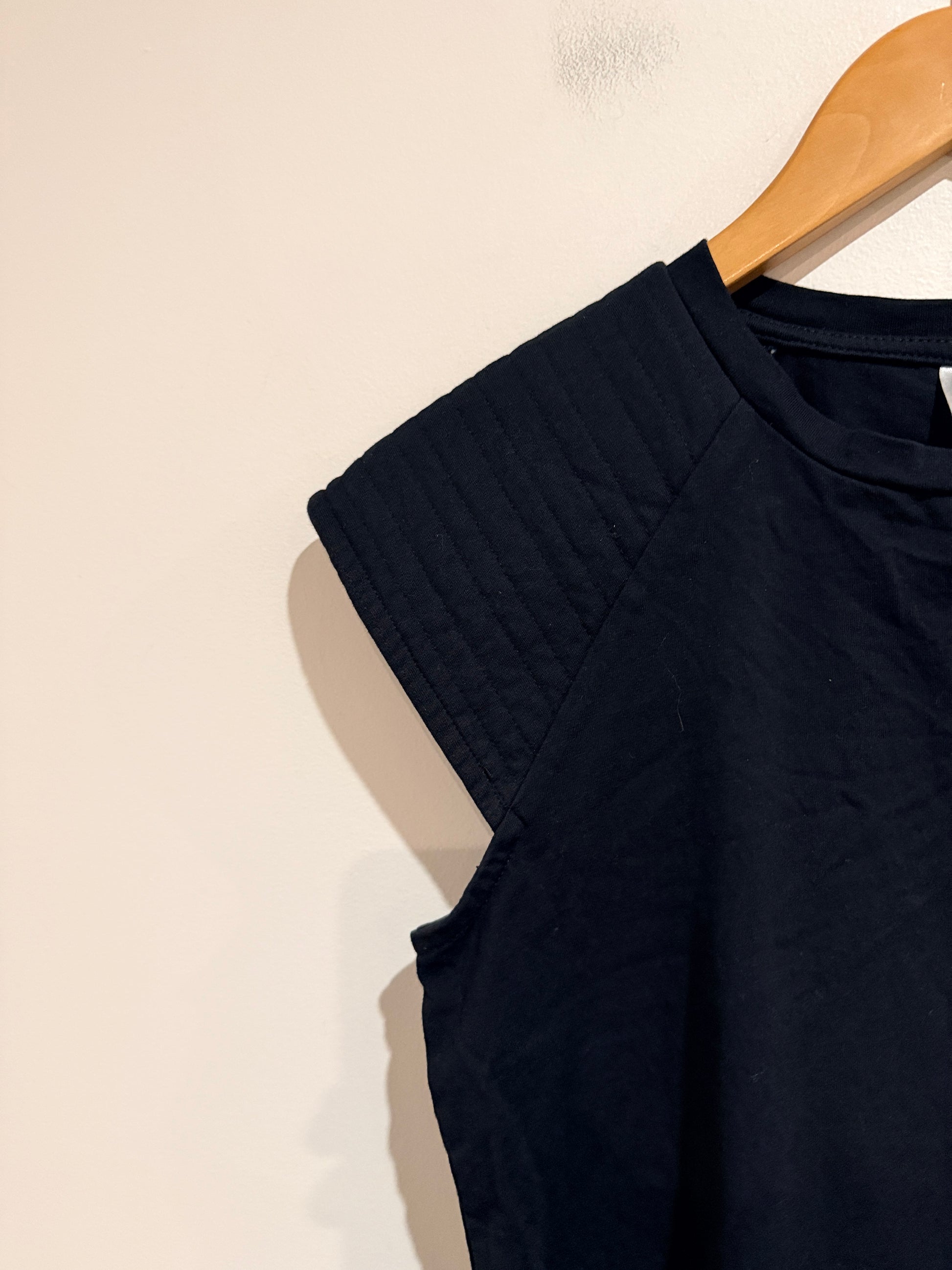 Anko Cap-sleeve Crewneck Top Size 8