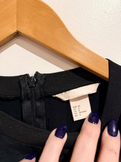 H & M Puff Long Sleeve Crop Top Size 36