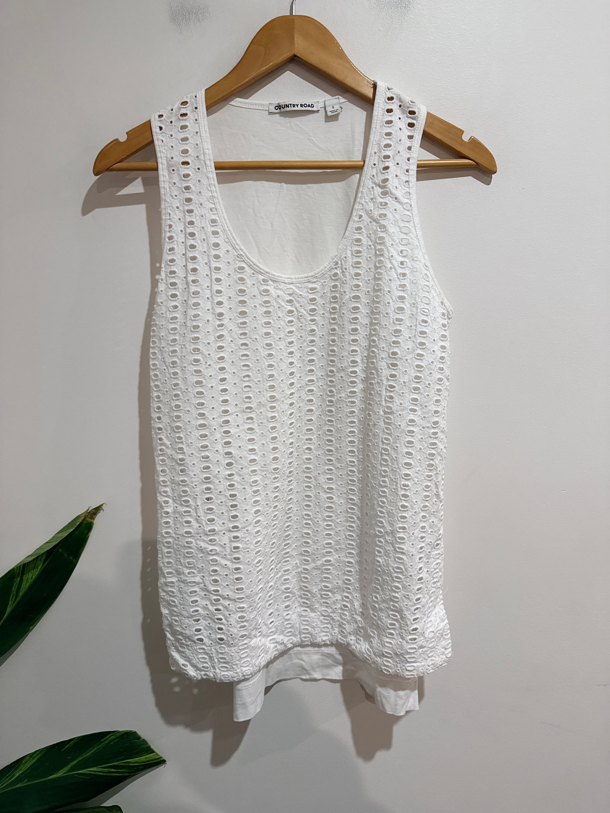 Country Road Tank Top Size S