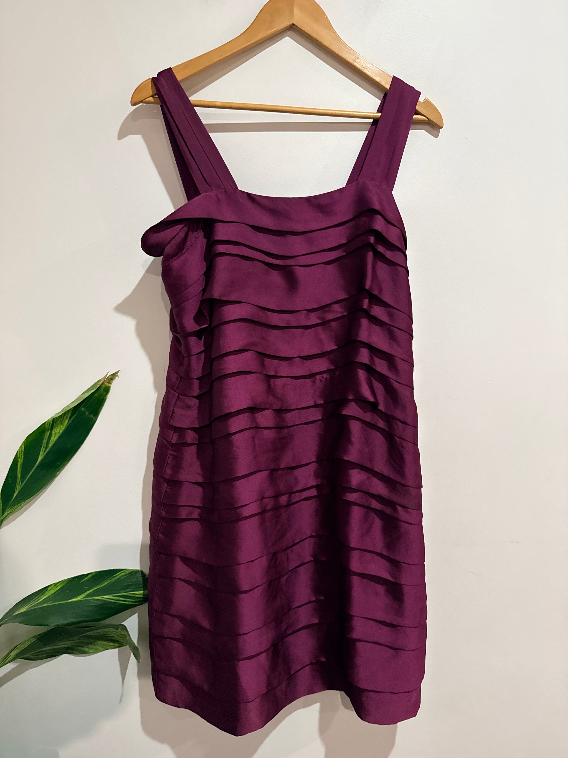 Jacqui.e Mini Sheath Dress Size 12