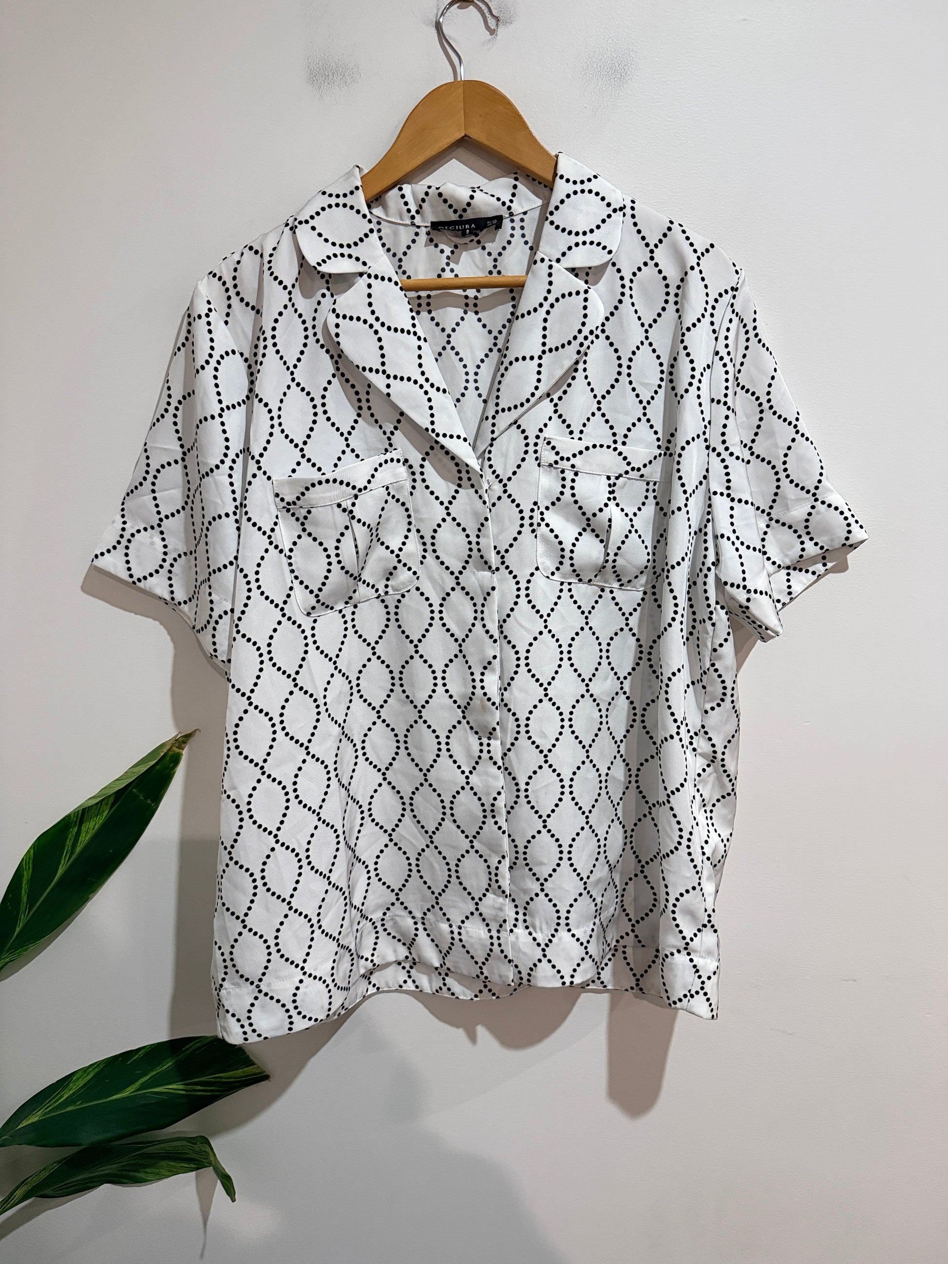 Decjuba Camp Collar Shirt Size 14