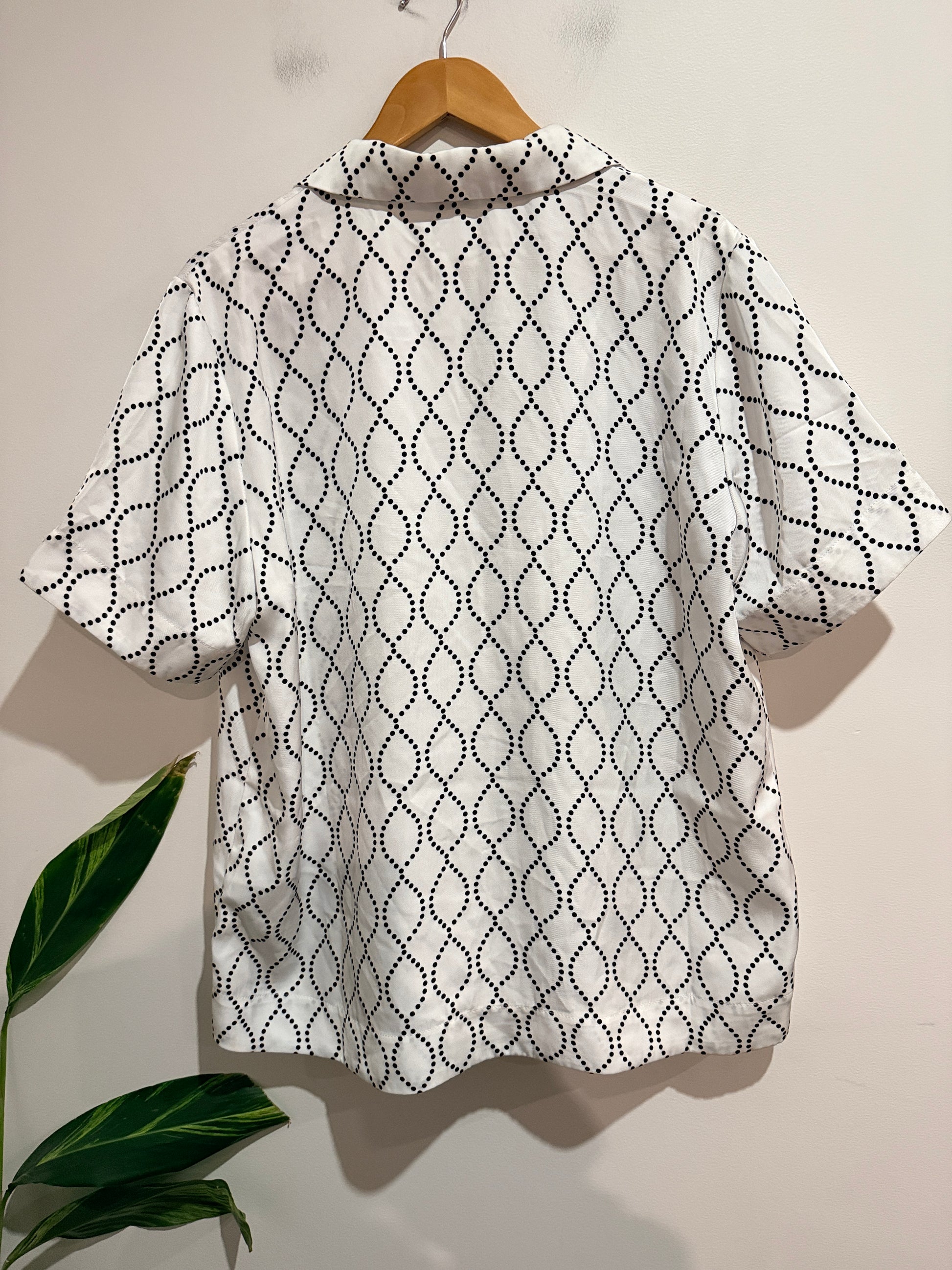 Decjuba Camp Collar Shirt Size 14