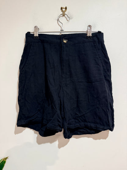 Spirit High-rise Shorts Size 8