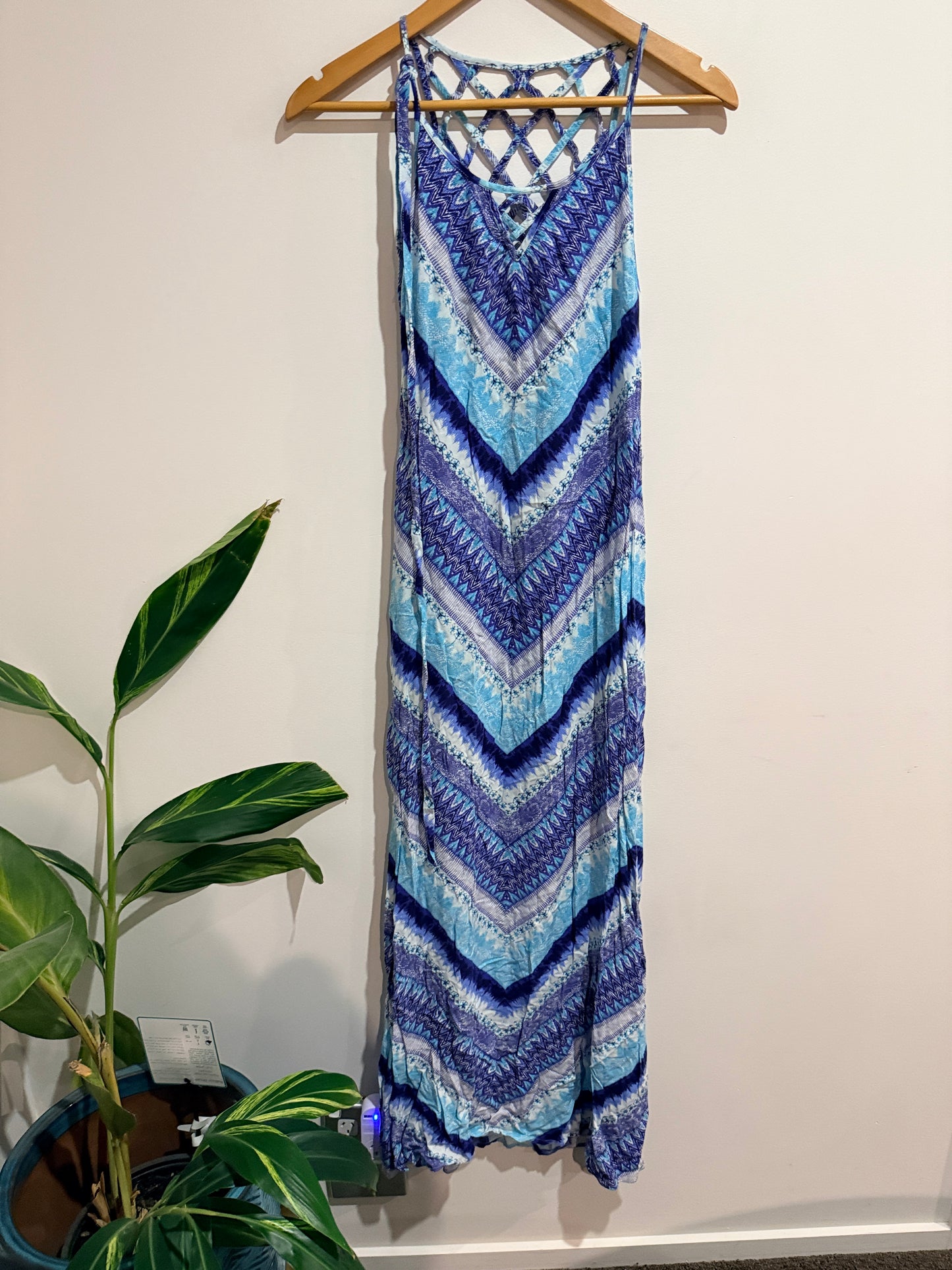 Jeanswest Multi Chevron Maxi Dress Size 8