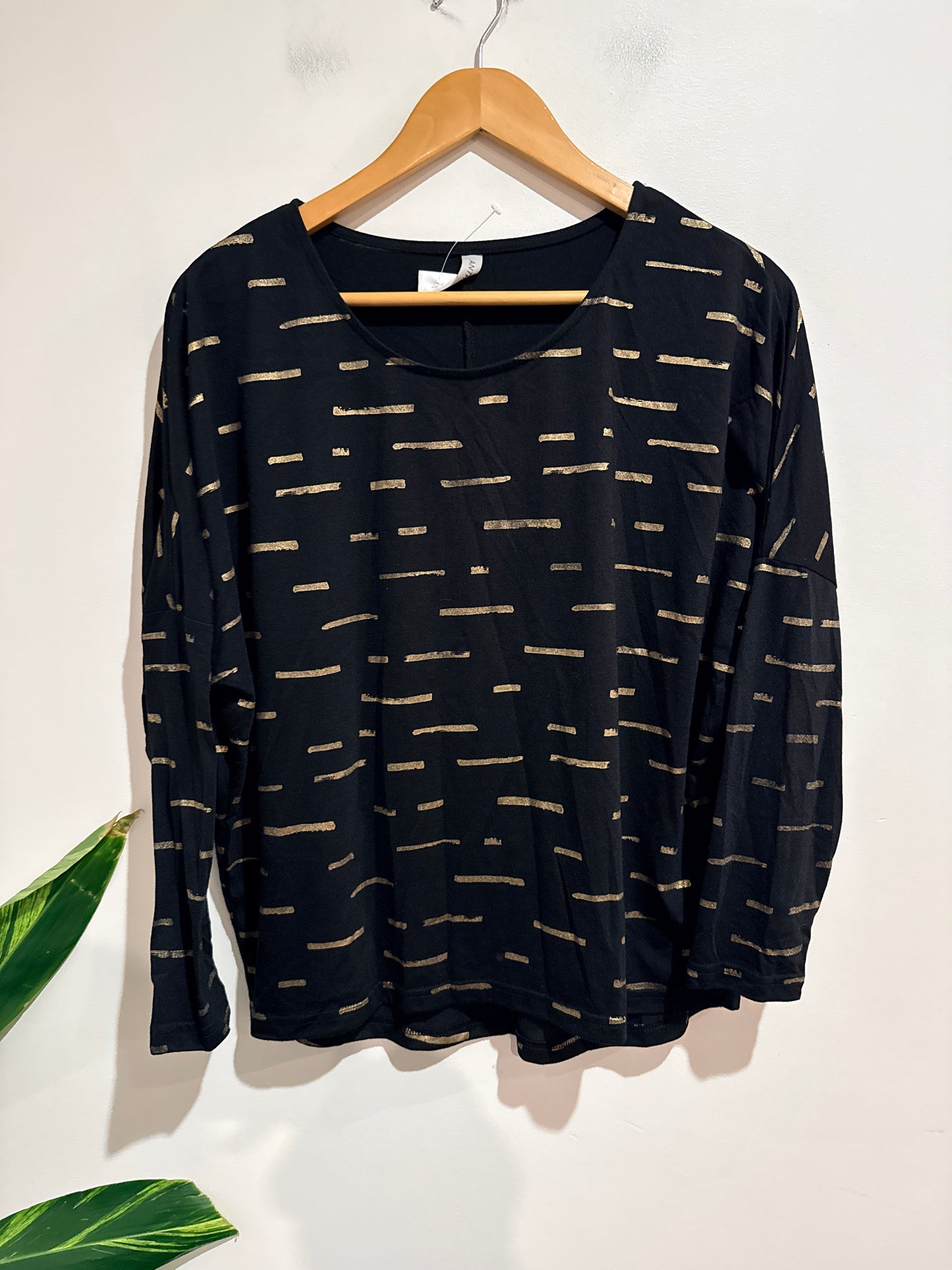Anthem Long-sleeve Top Size M