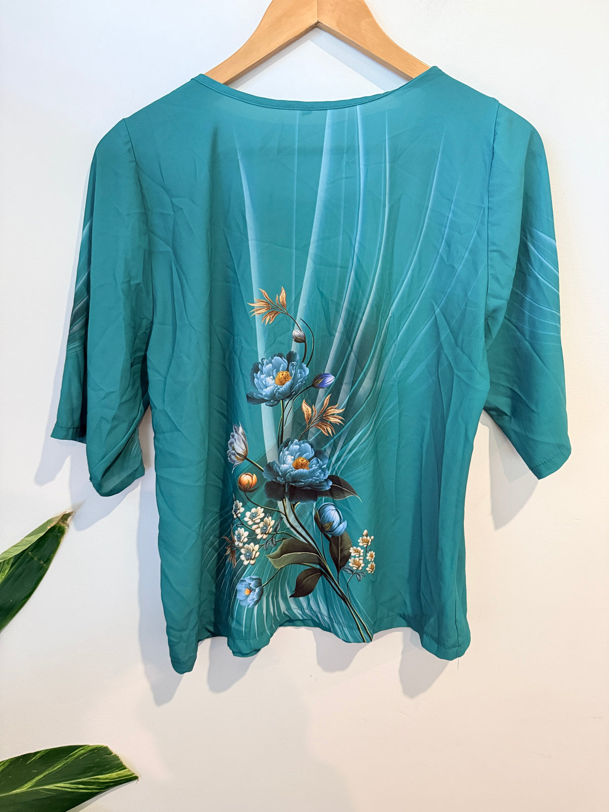 Brand Unknown Loose-fit Scoop Neck Top Size 3 | U/Arm to U/Arm 53cm