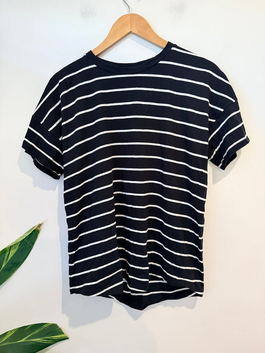 Brand Unknown Striped Shirt Size U/Arm to U/Arm 50cm