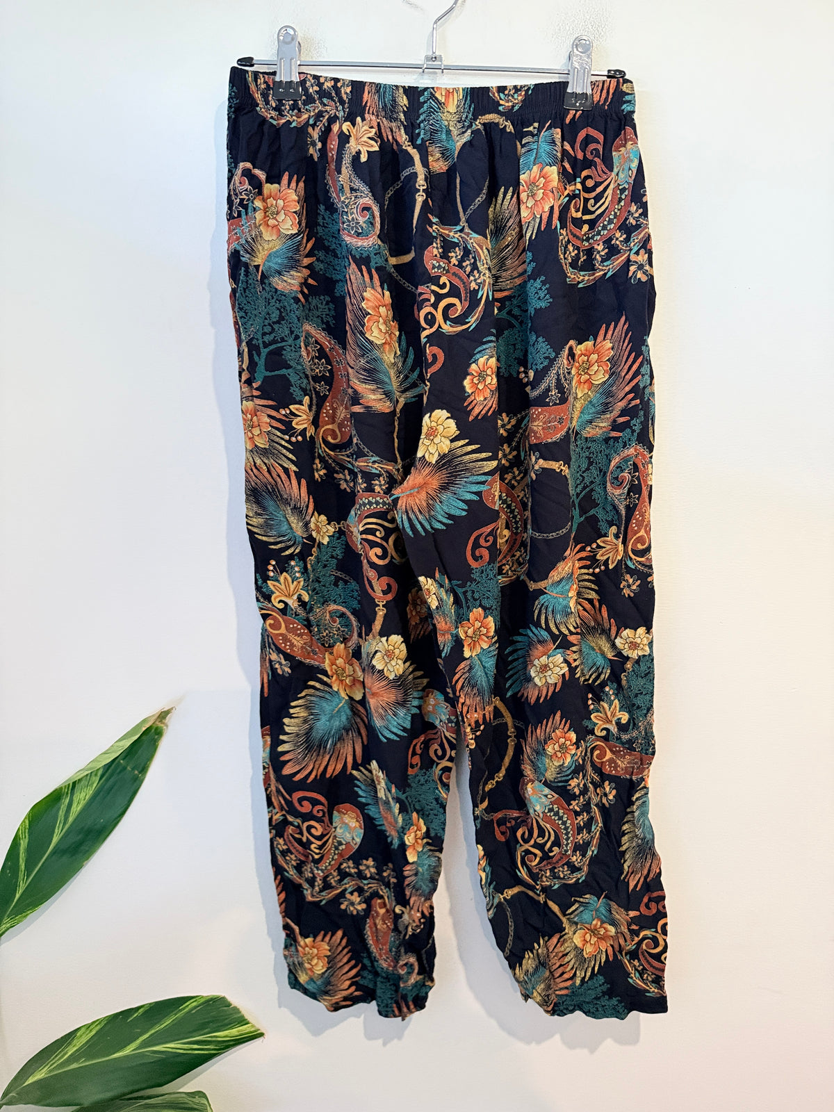 Brand Unknown Batik Trousers Size Waist 64cm