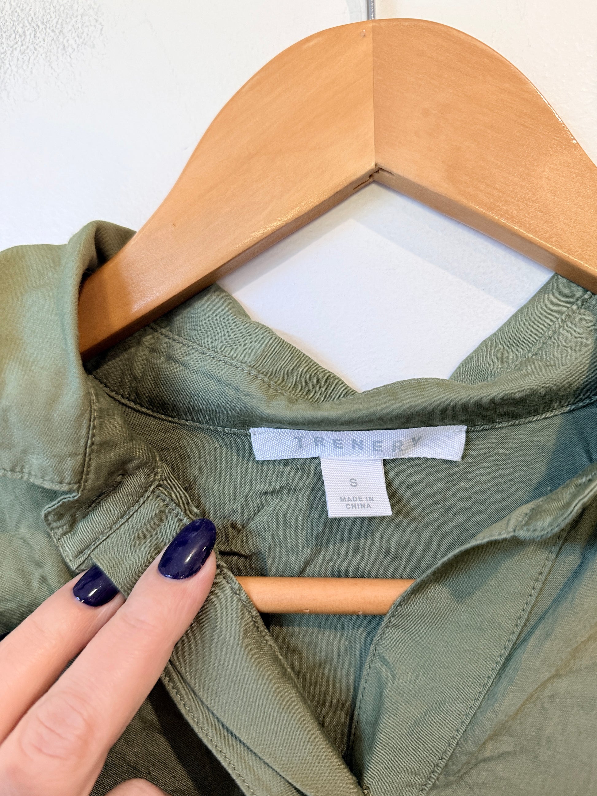 Trenery Button-down Shirt Size S