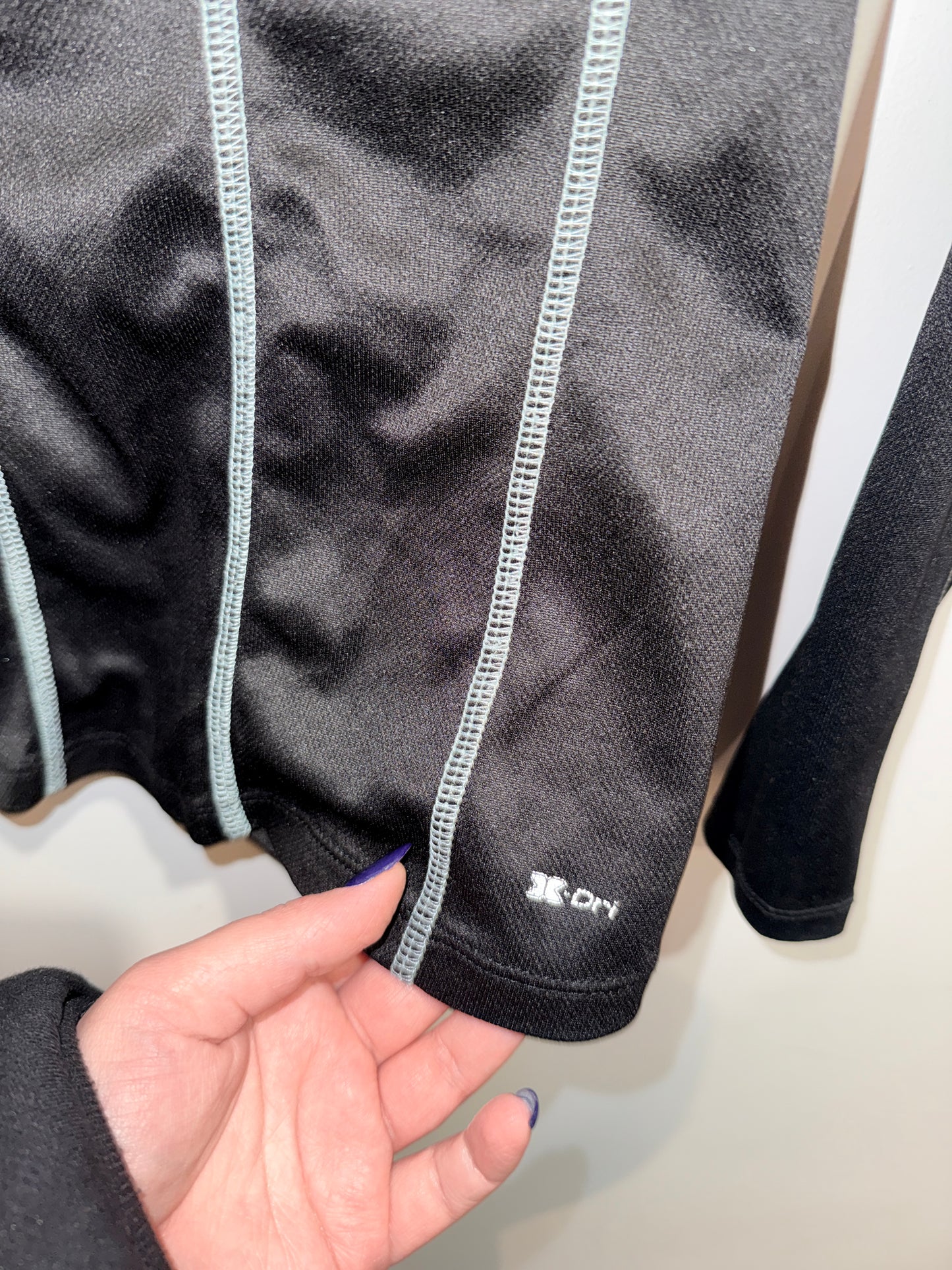 RBX Active Athletic Shirt Size M | U/Arm to U/Arm 40cm