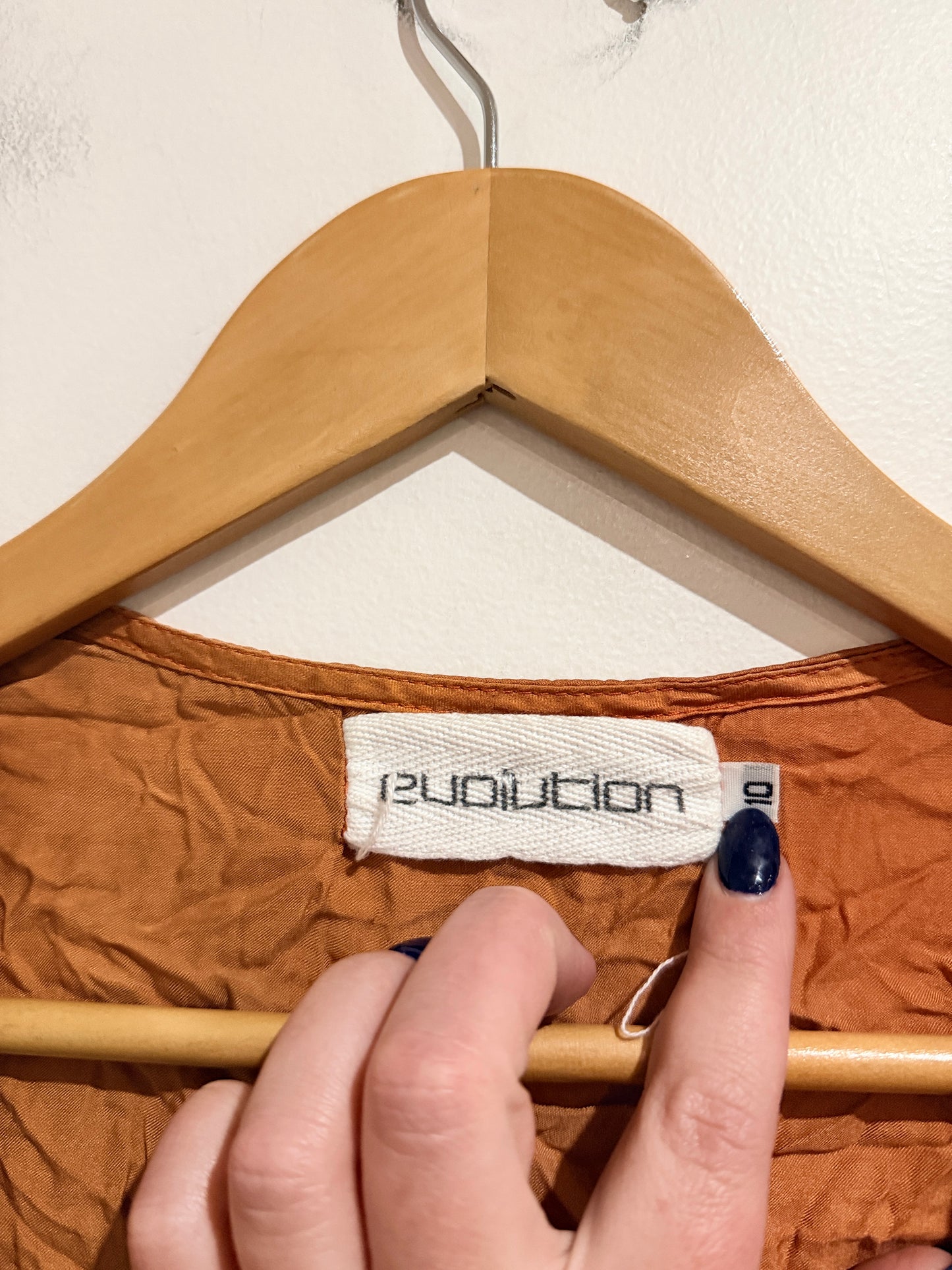Evolution Crinkle Tie-front Top Size 10