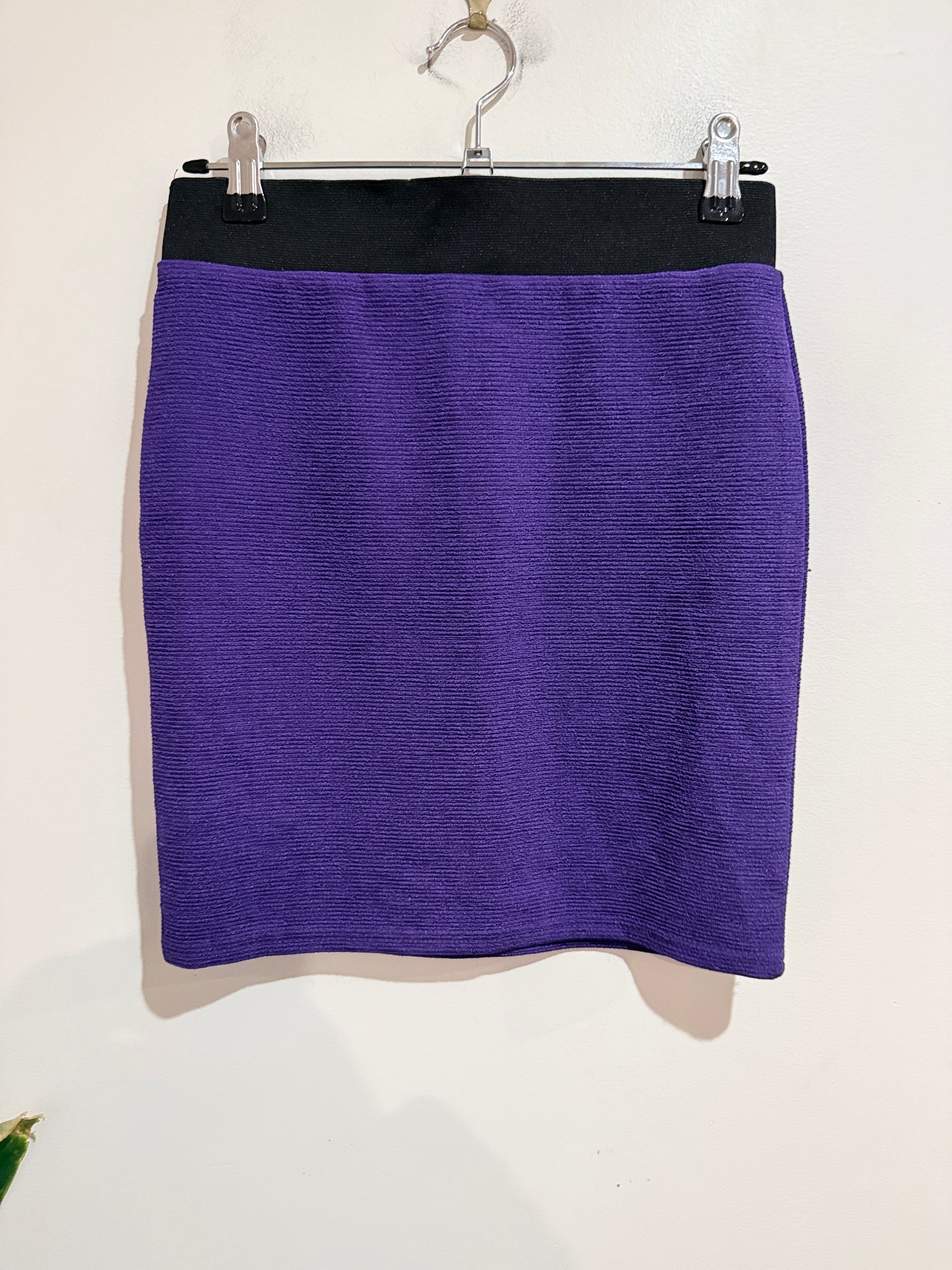Girl Xpress Ribbed Mini Skirt Size 8