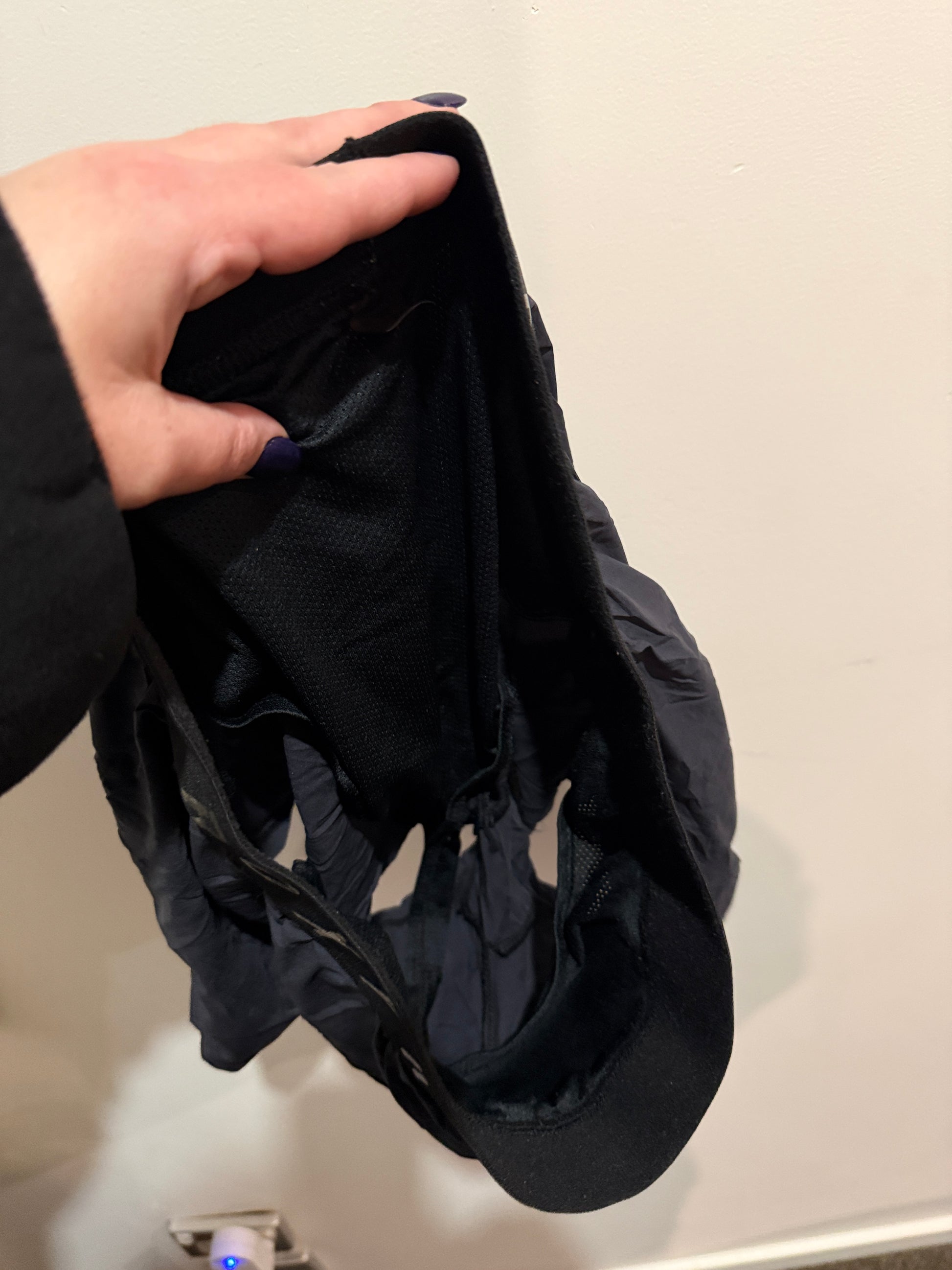 Roxy Navy Sport Shorts Size XL