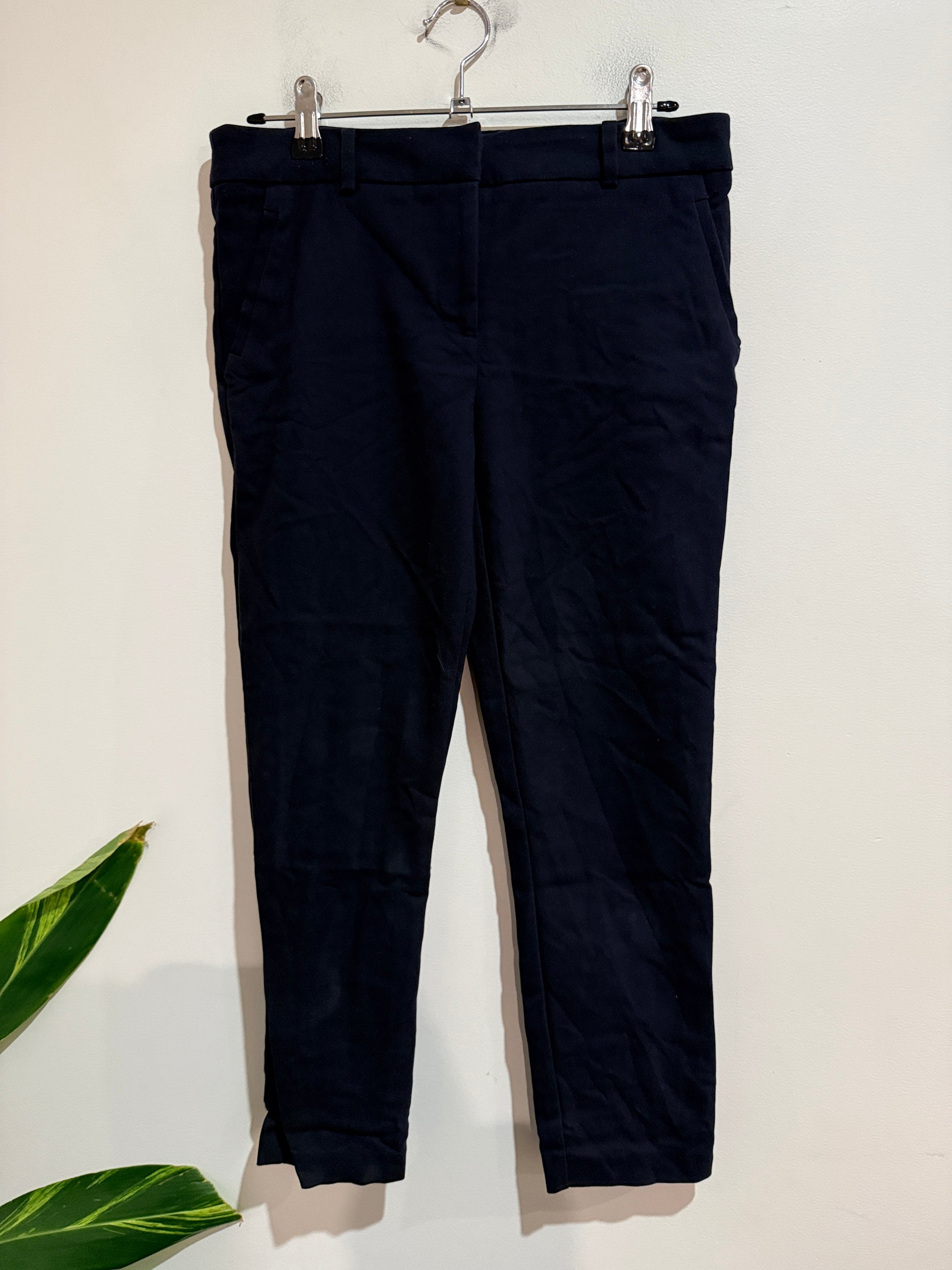 Forever New Ankle-length Trousers Size 8