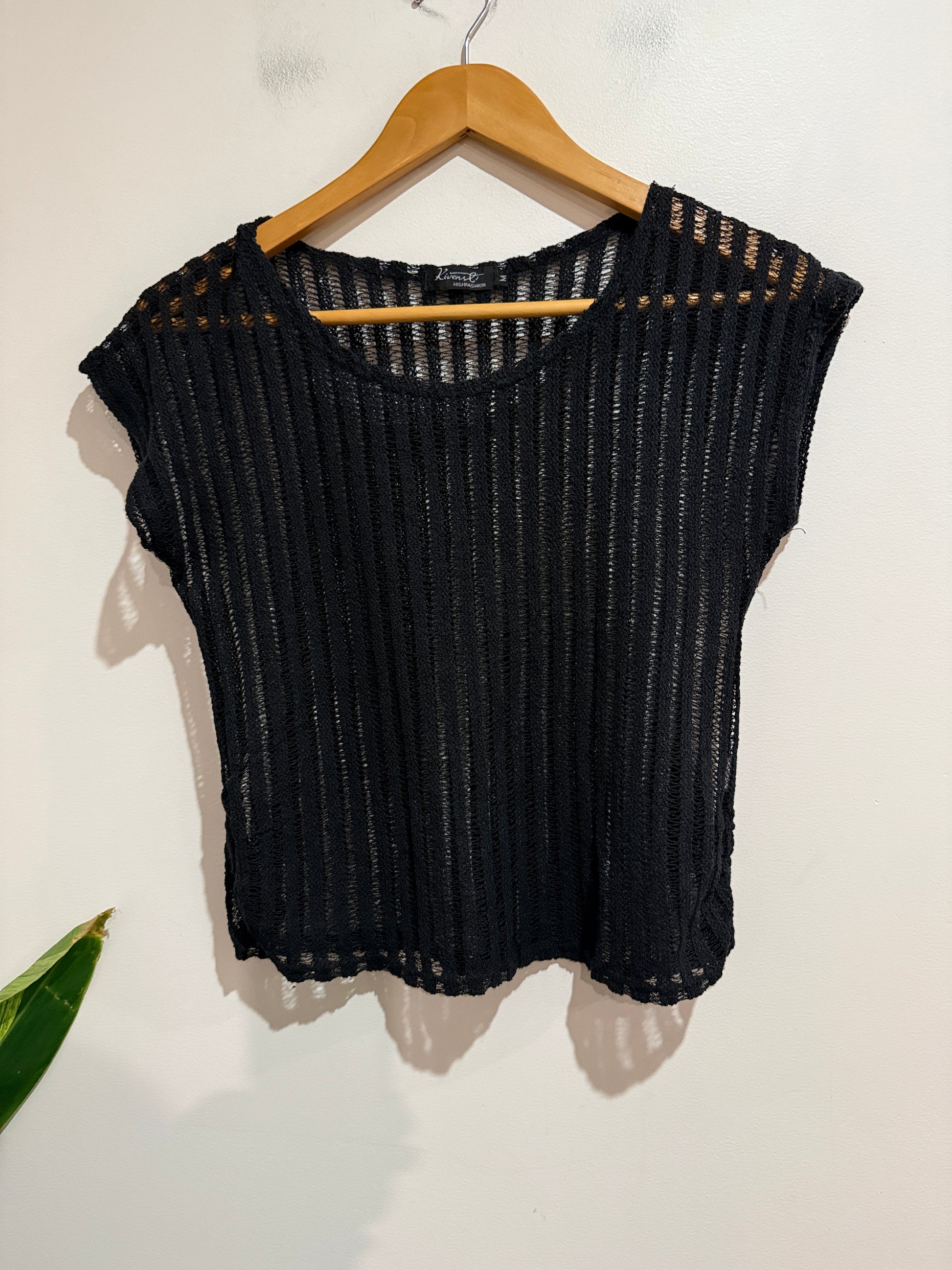 Kivenzt Black Open Knit Short Sleeve Top Size M