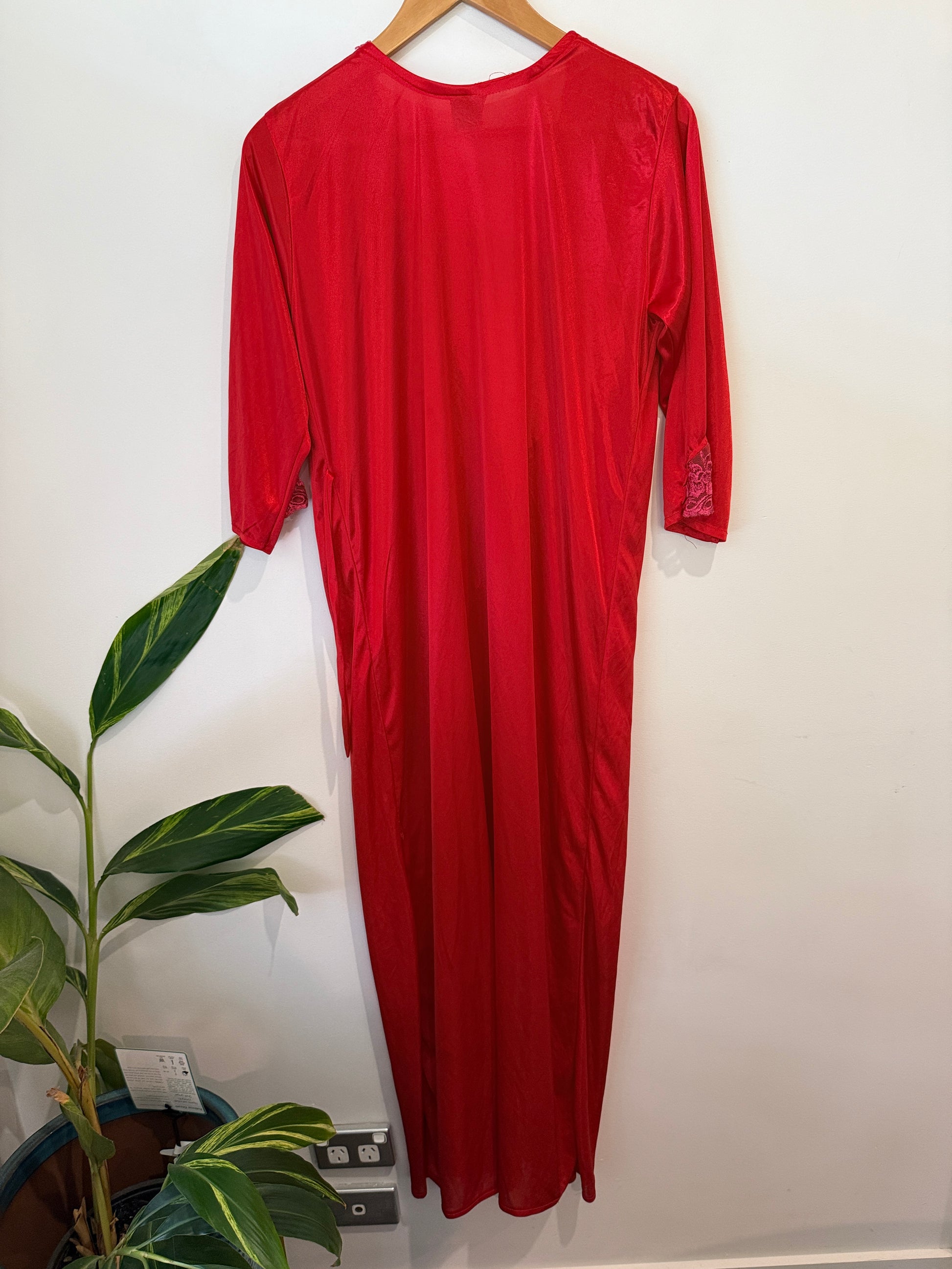 Kuu Kee Red Satin & Lace Long Nightgown Robe