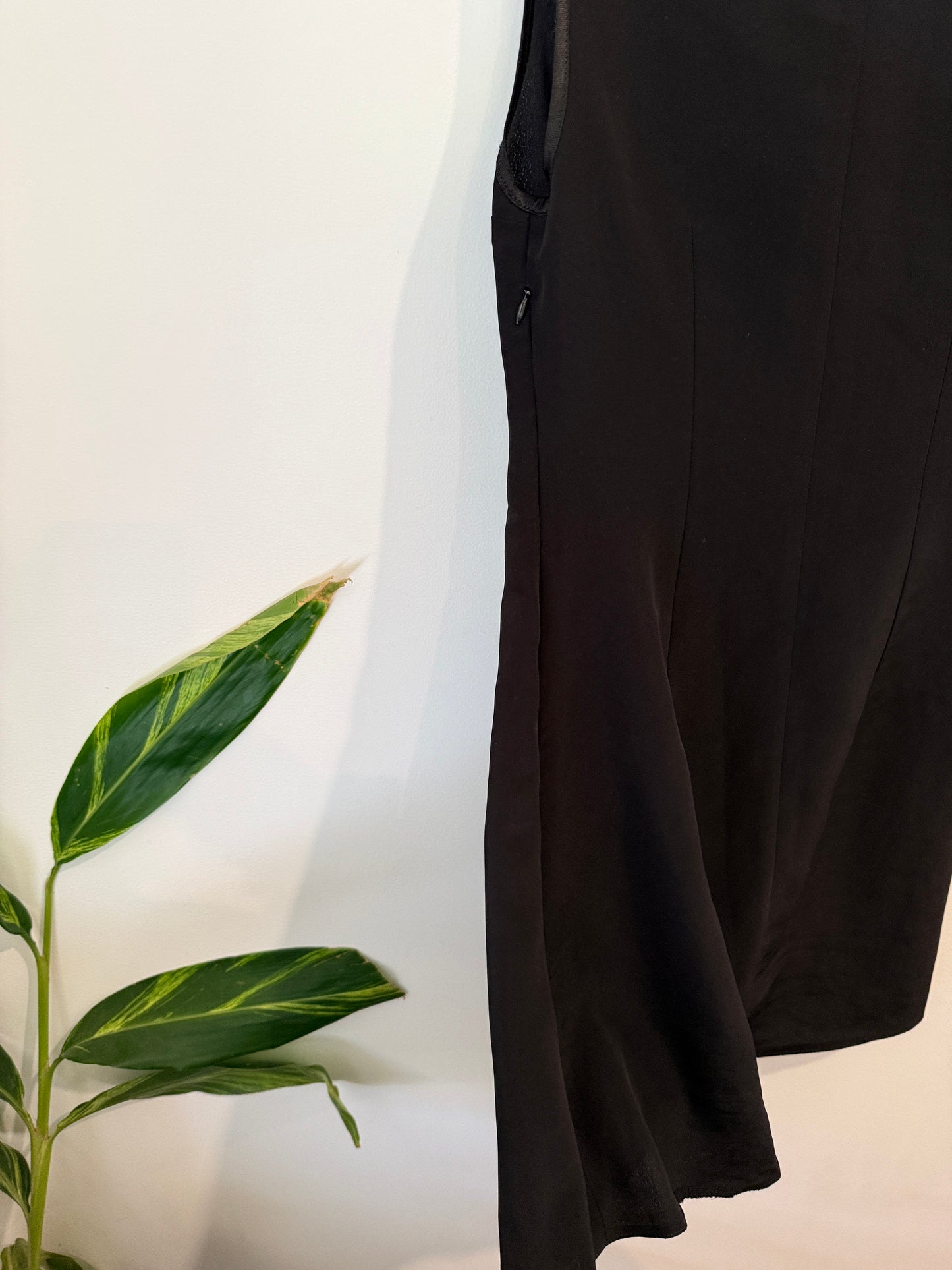 Black Sleeveless Cami Top