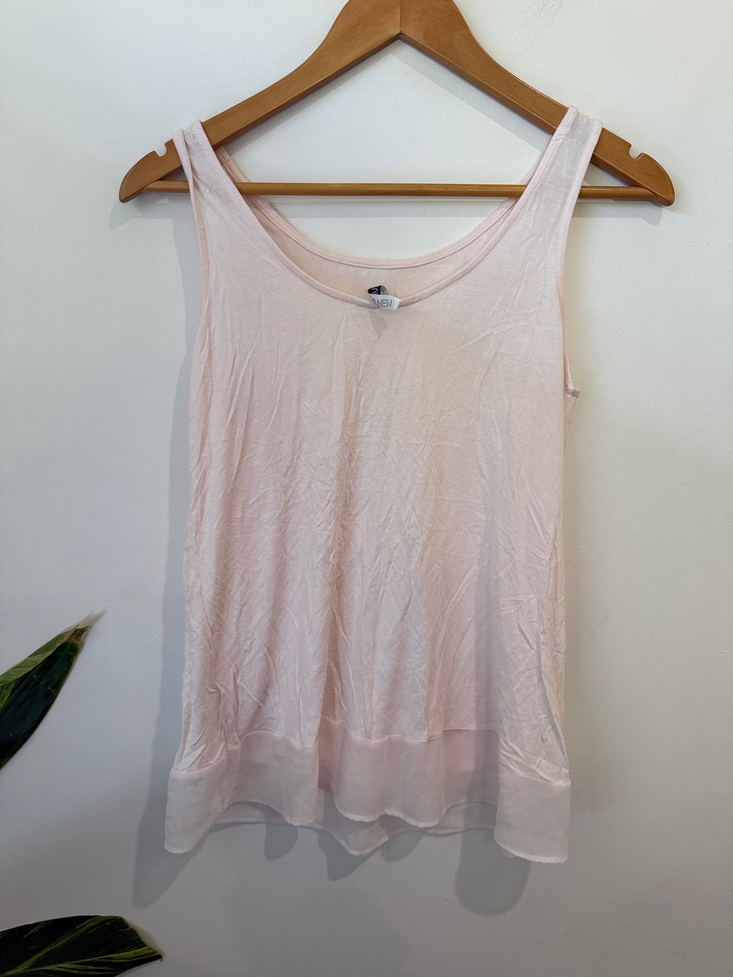 Pale Pink Sleeveless Singlet Top Size AUS 10