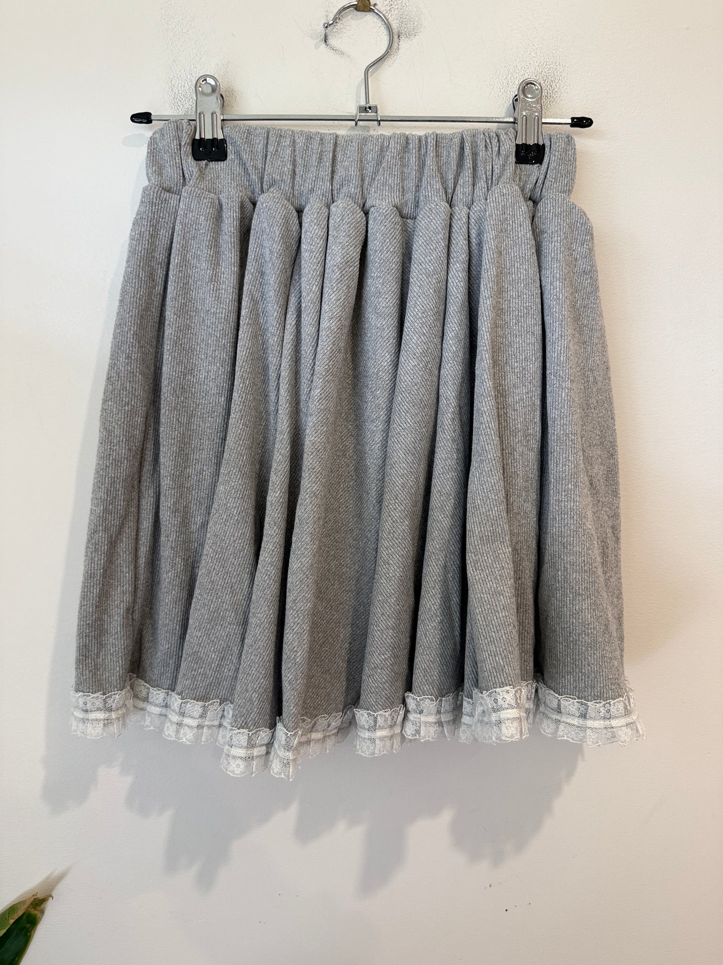 Grey Skirt with Lace Trim - 48cm Waist unstretched